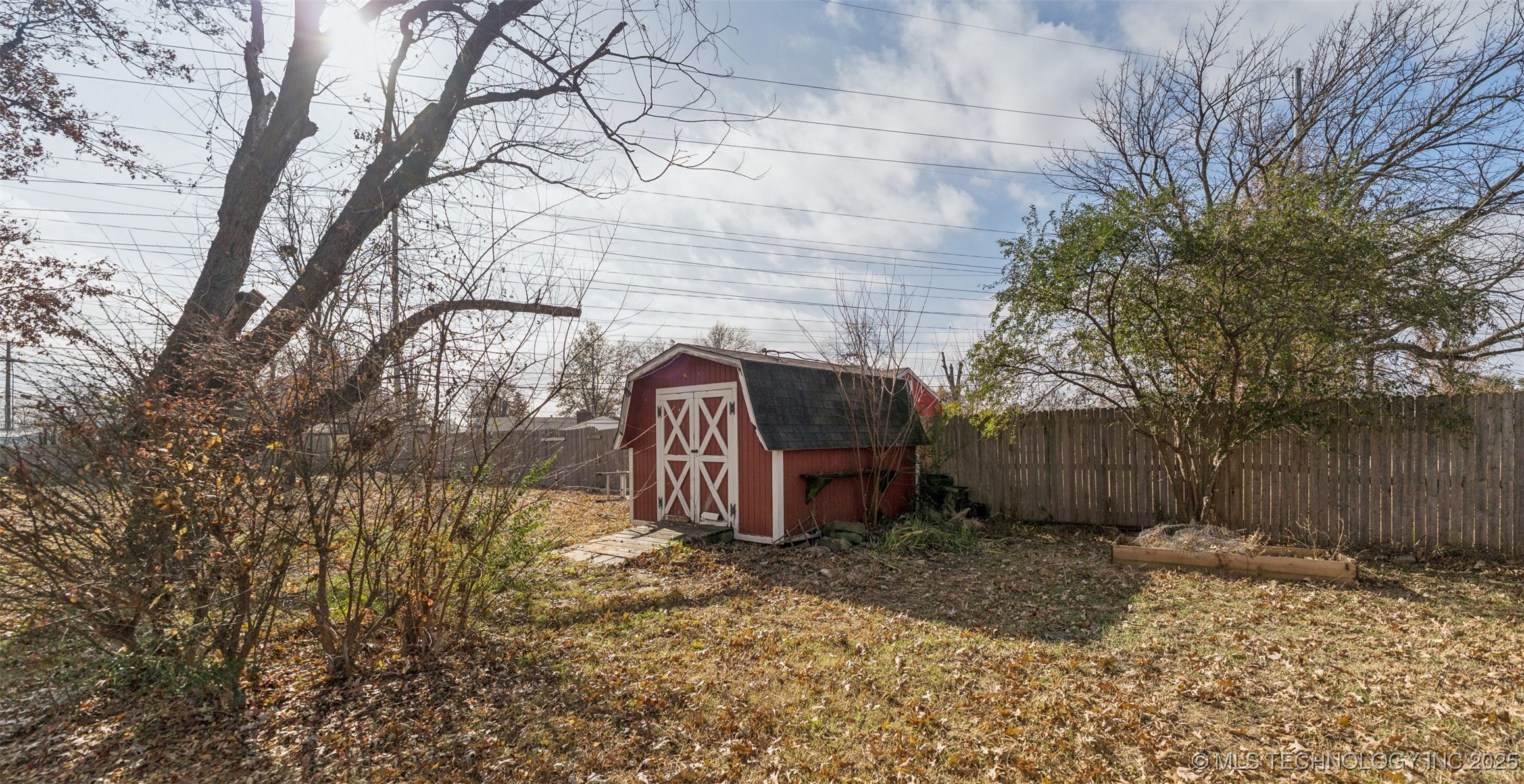 9522 E 36th Street Property Photo 37