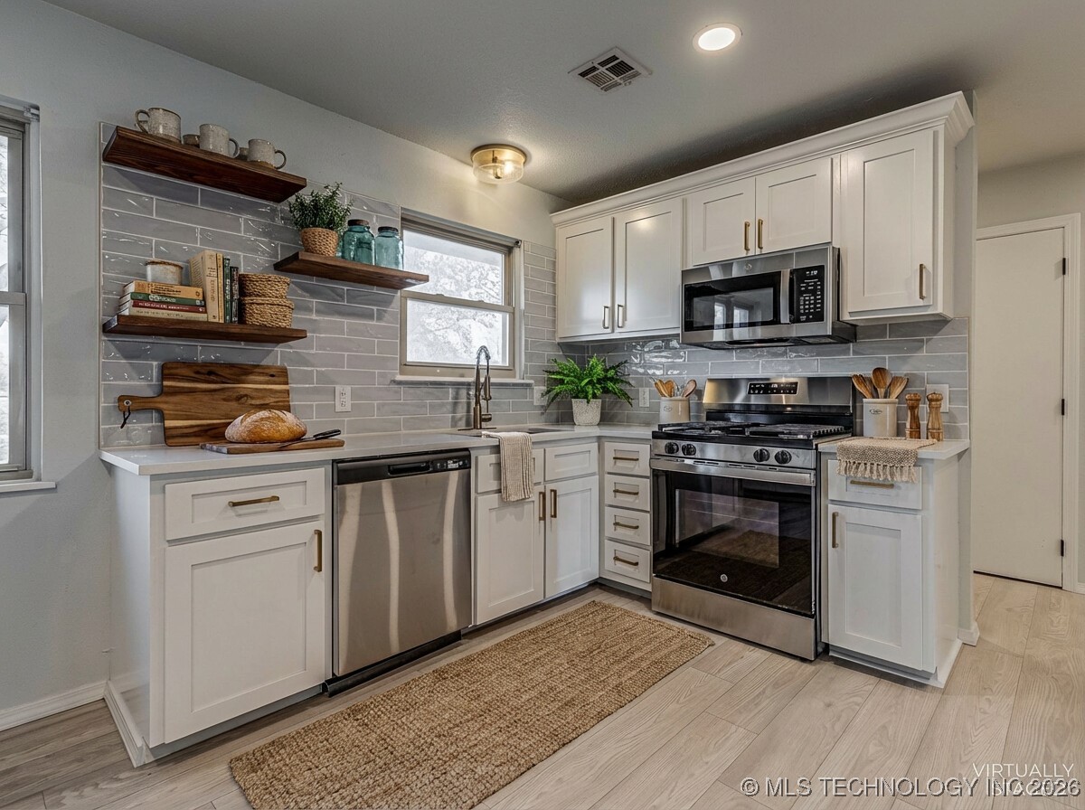 10754 E 530 Road Property Photo 10