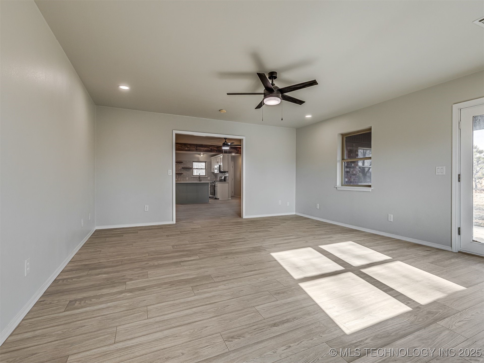 10754 E 530 Road Property Photo 15