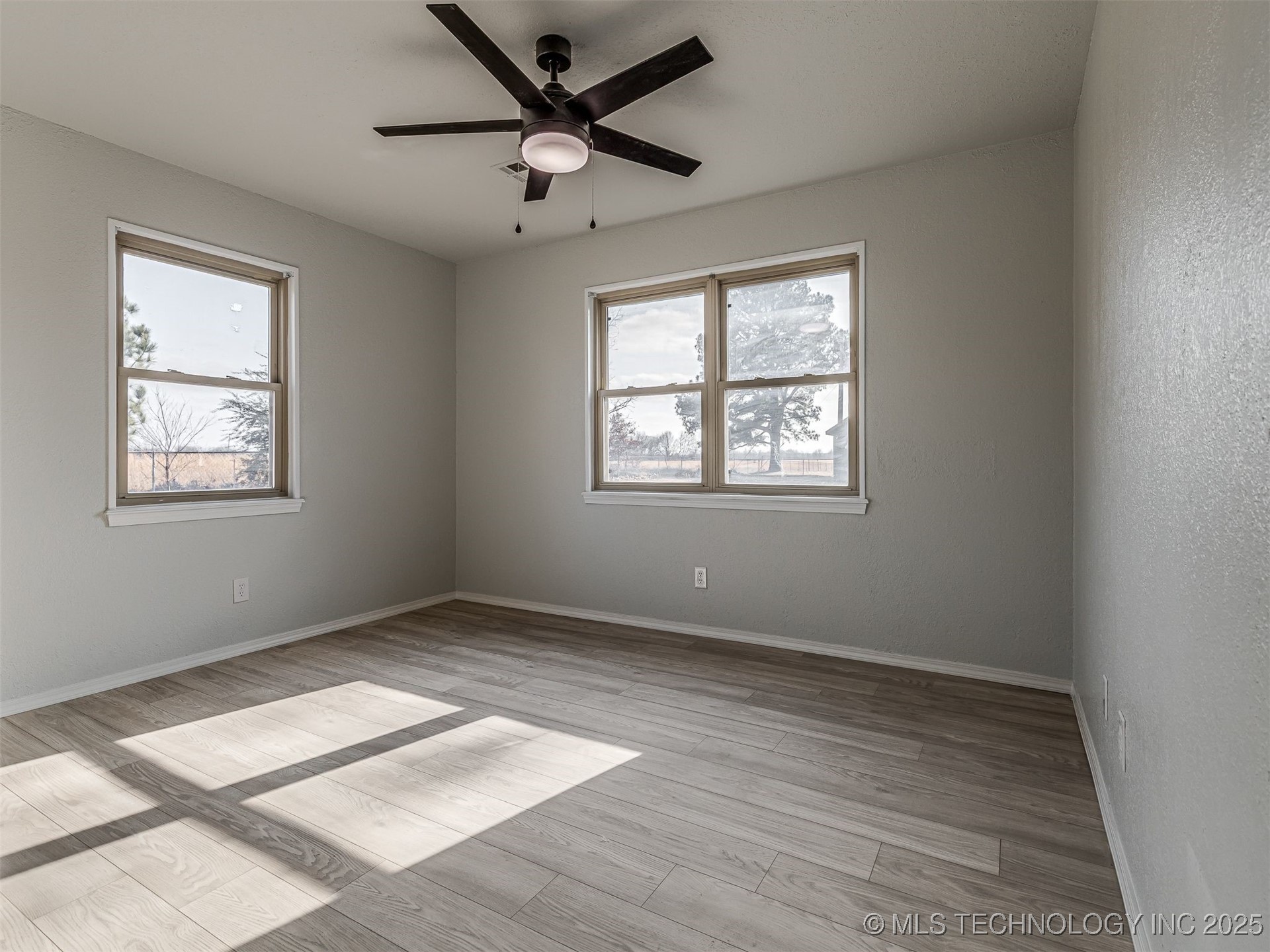 10754 E 530 Road Property Photo 24