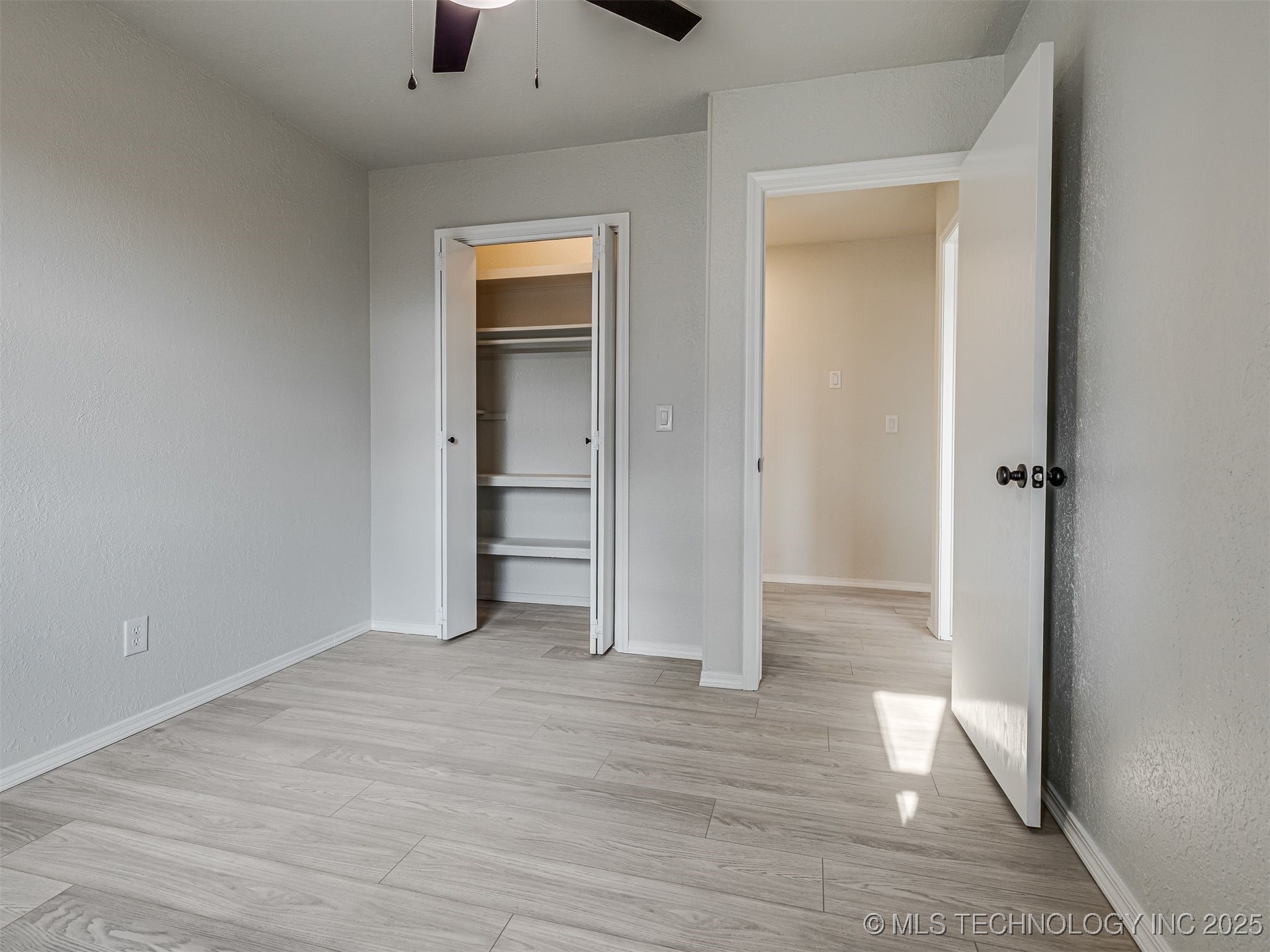 10754 E 530 Road Property Photo 27