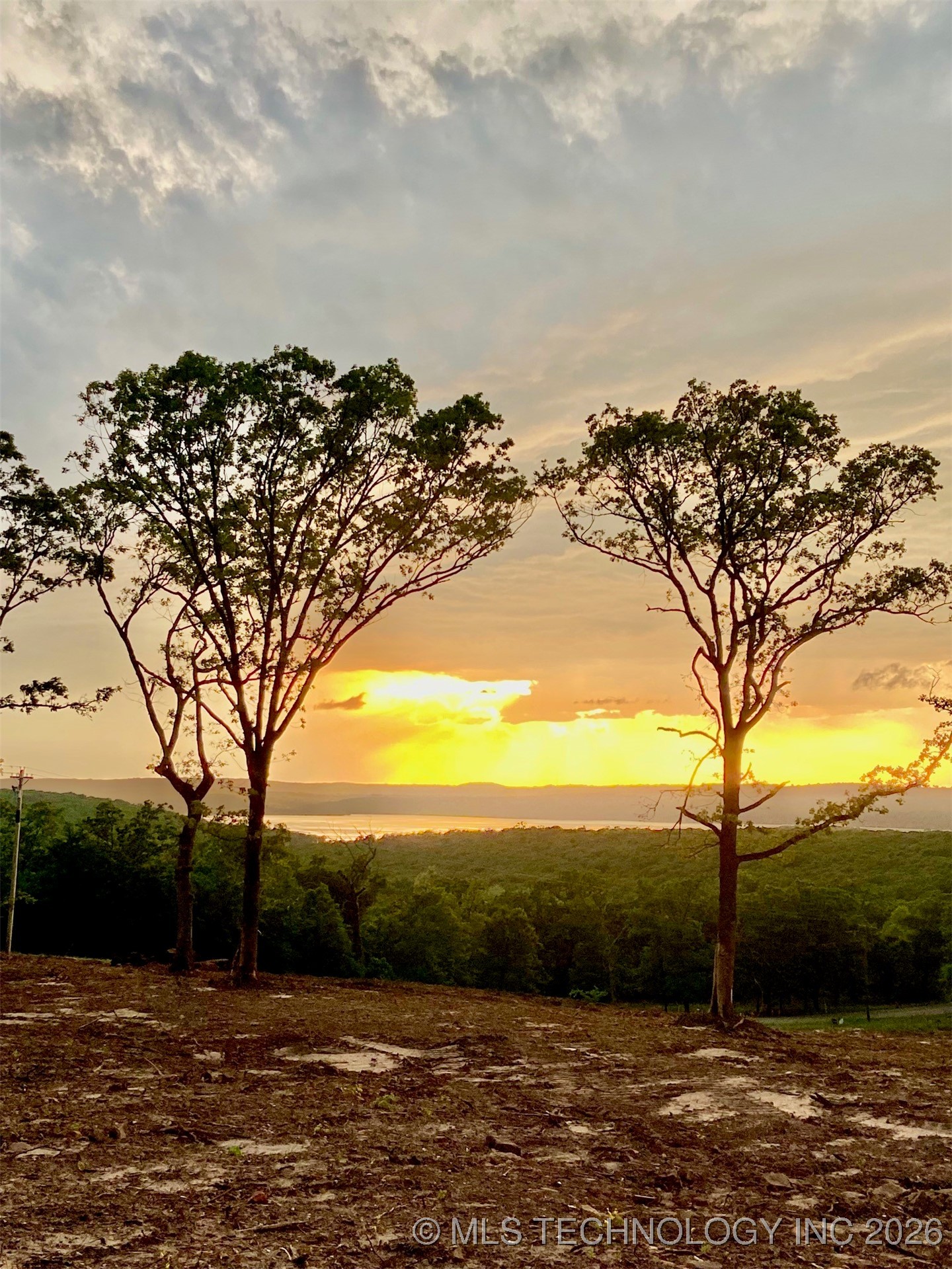 1234 Chicken Creek Road Property Photo 4