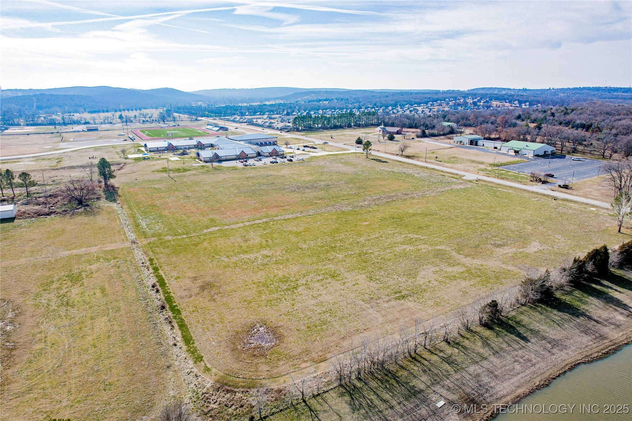 1409 S Wickham Road Property Photo 4