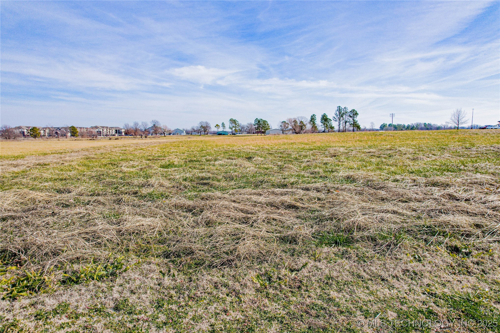 1409 S Wickham Road Property Photo 5