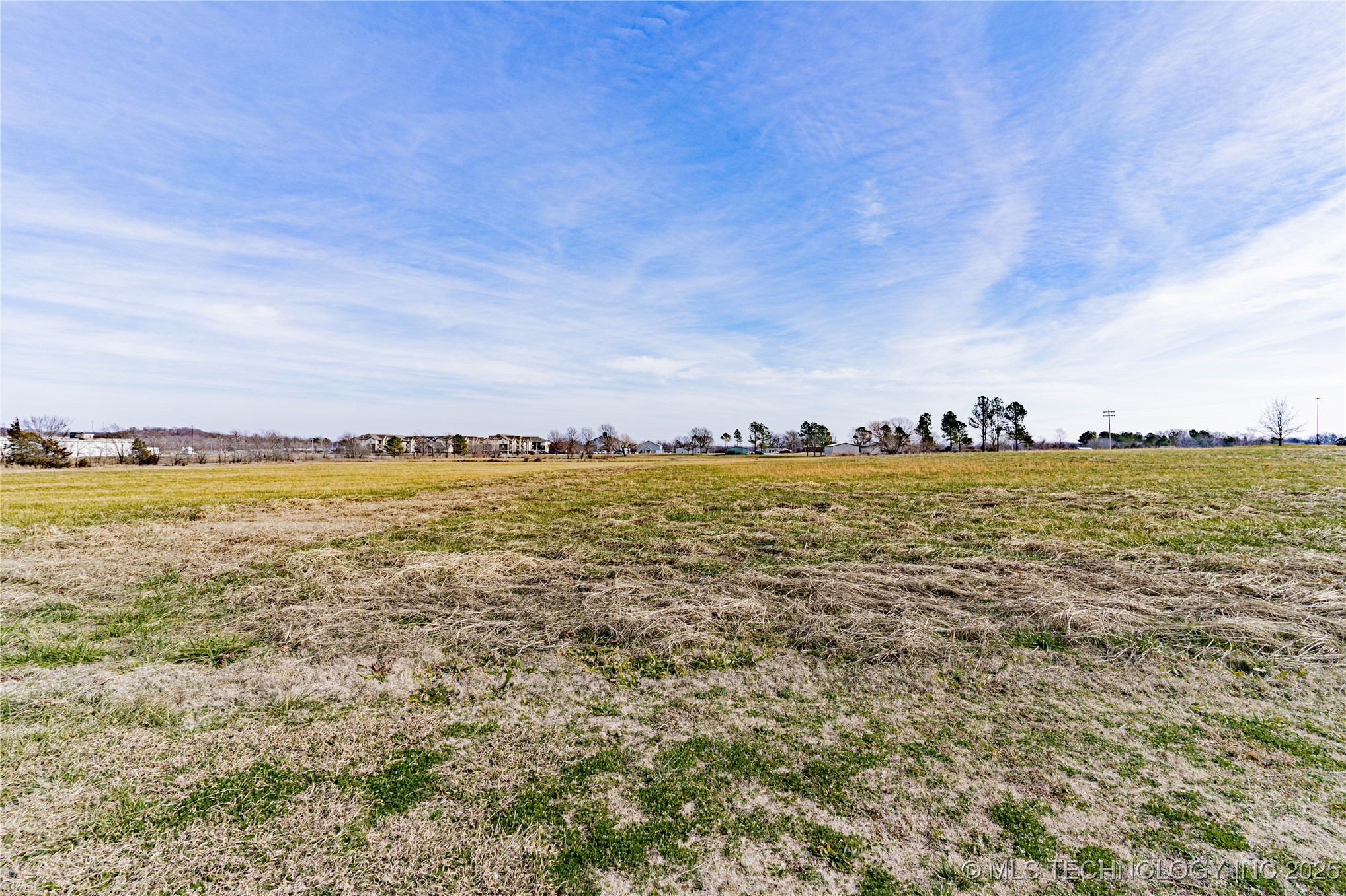 1409 S Wickham Road Property Photo 12