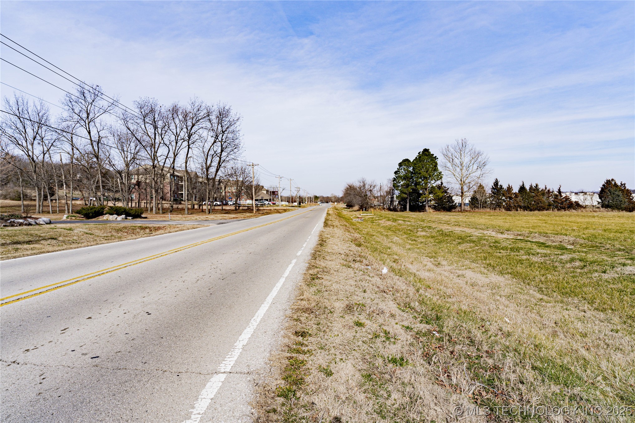 1409 S Wickham Road Property Photo 13