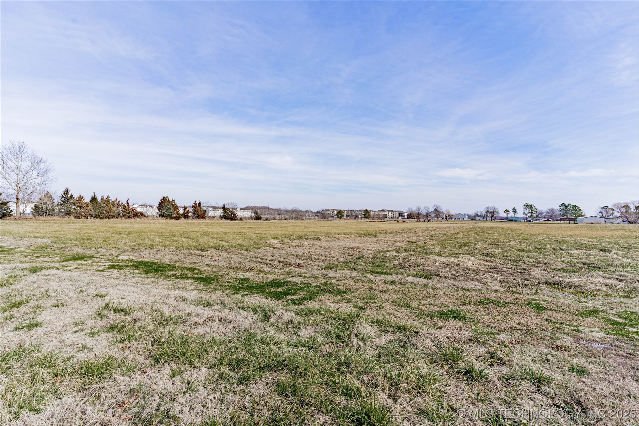 1409 S Wickham Road Property Photo 14