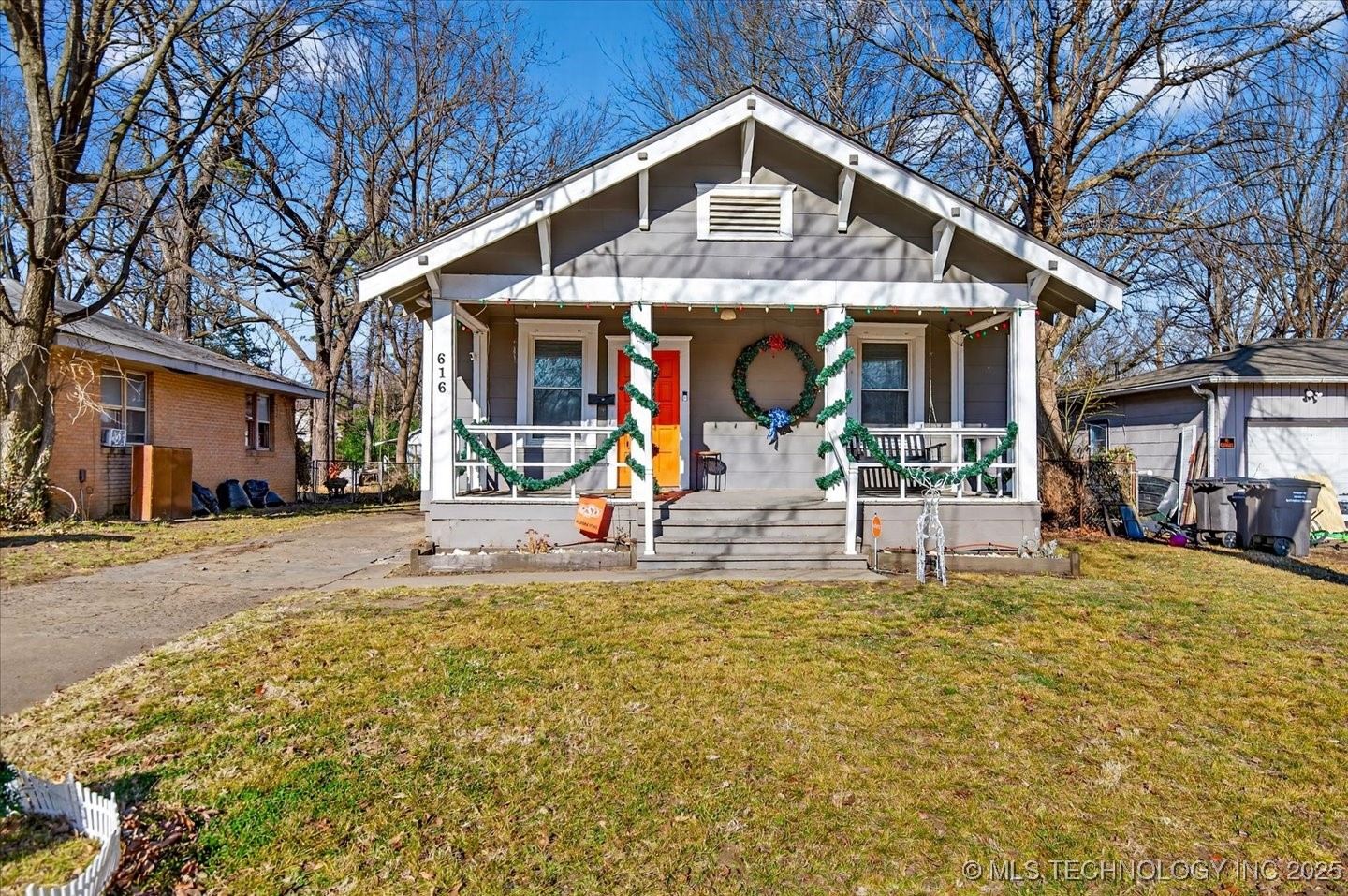 616 E 13th Street Property Photo 1