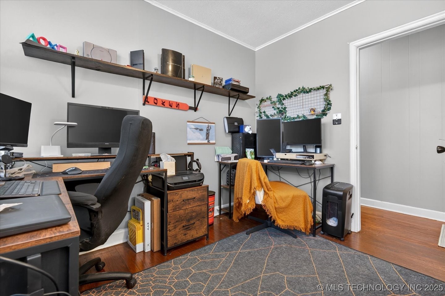 616 E 13th Street Property Photo 19