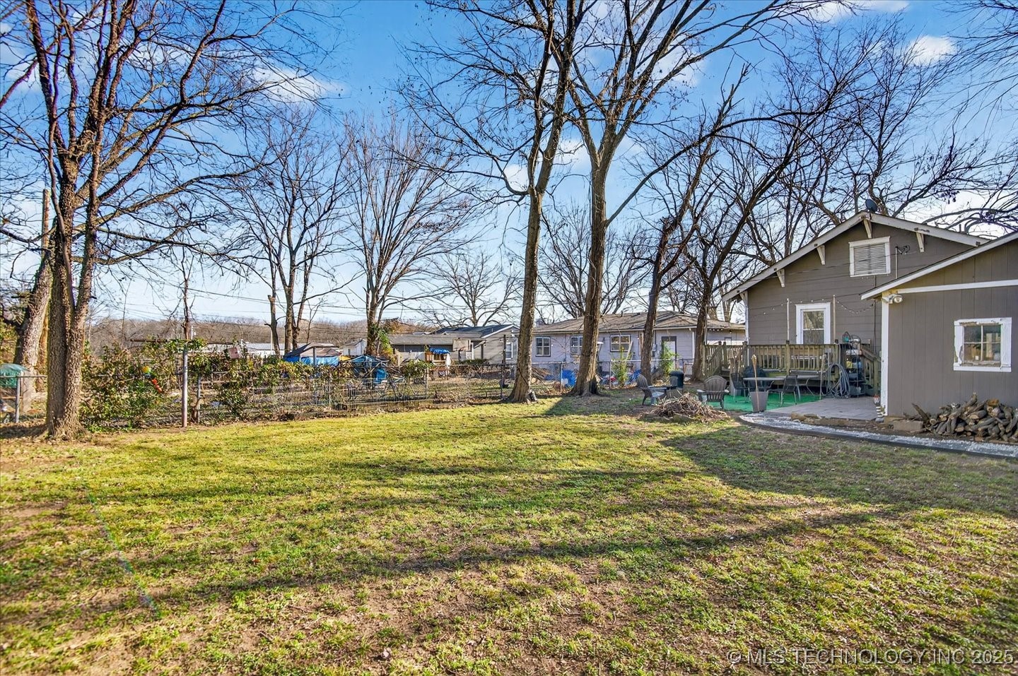 616 E 13th Street Property Photo 25