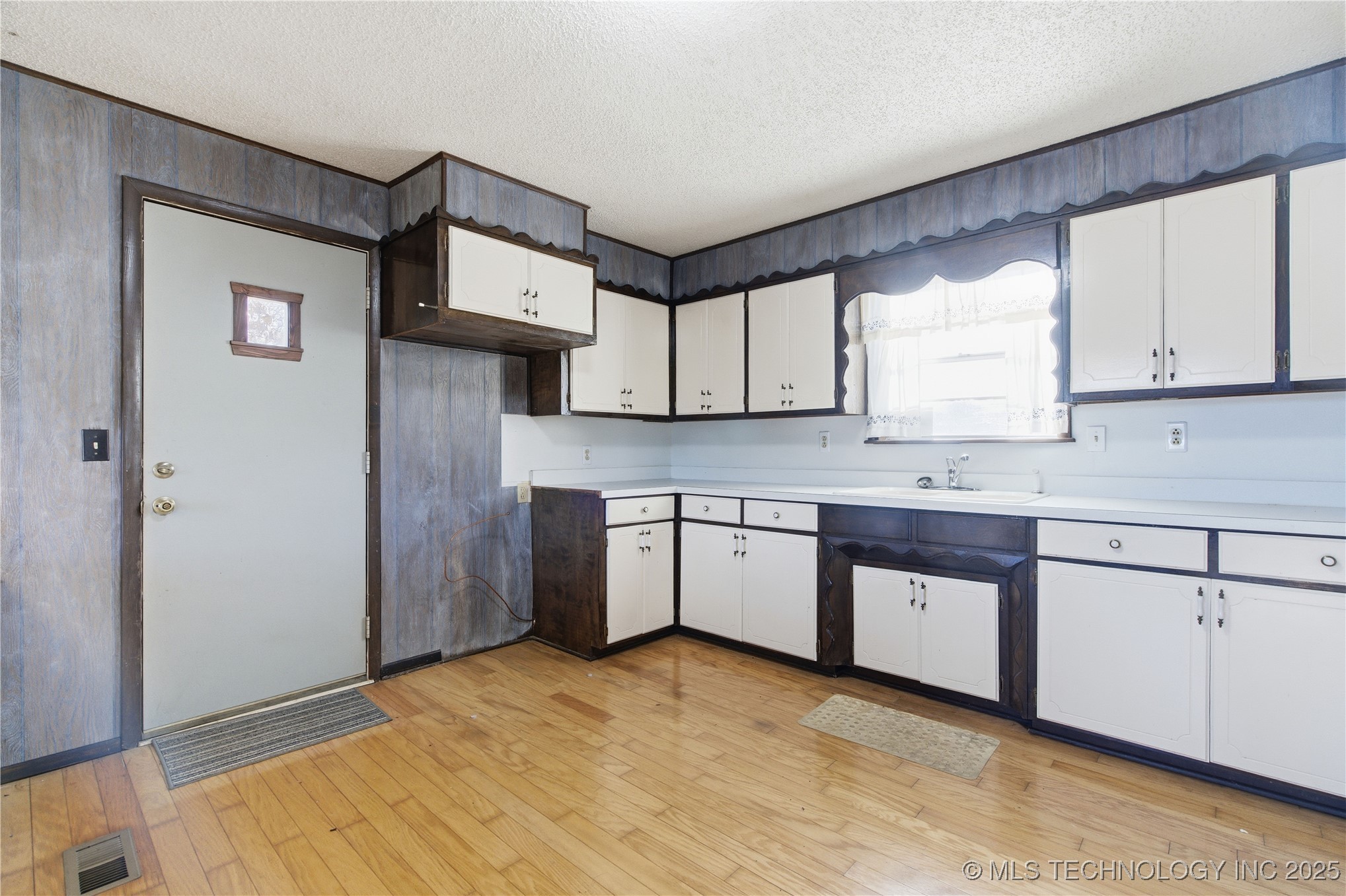 96269 S 4550 Road Property Photo 11