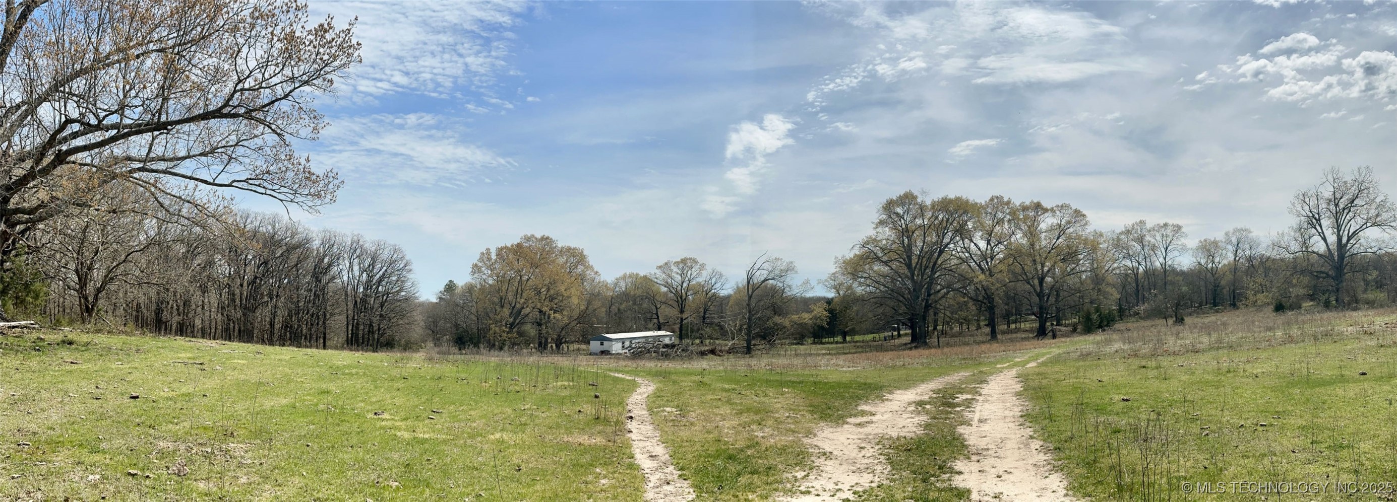 1397 E Allison Road Property Photo 4