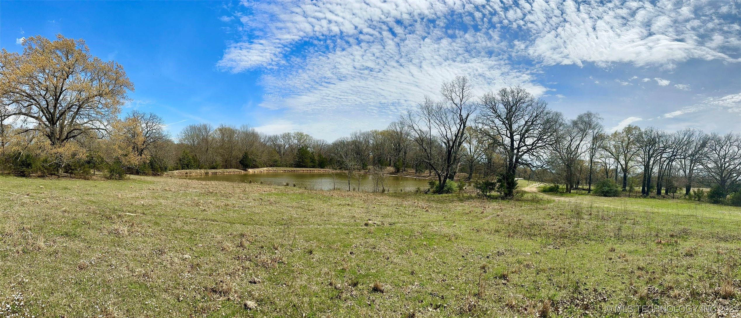 1397 E Allison Road Property Photo 9