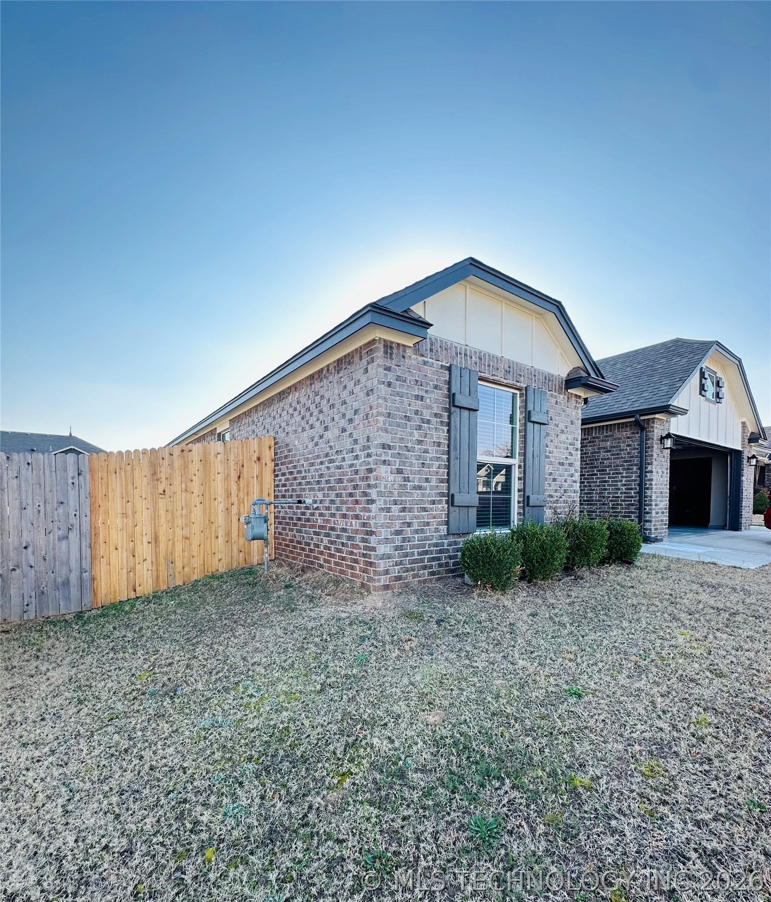 3634 E 143rd Place S Property Photo 4