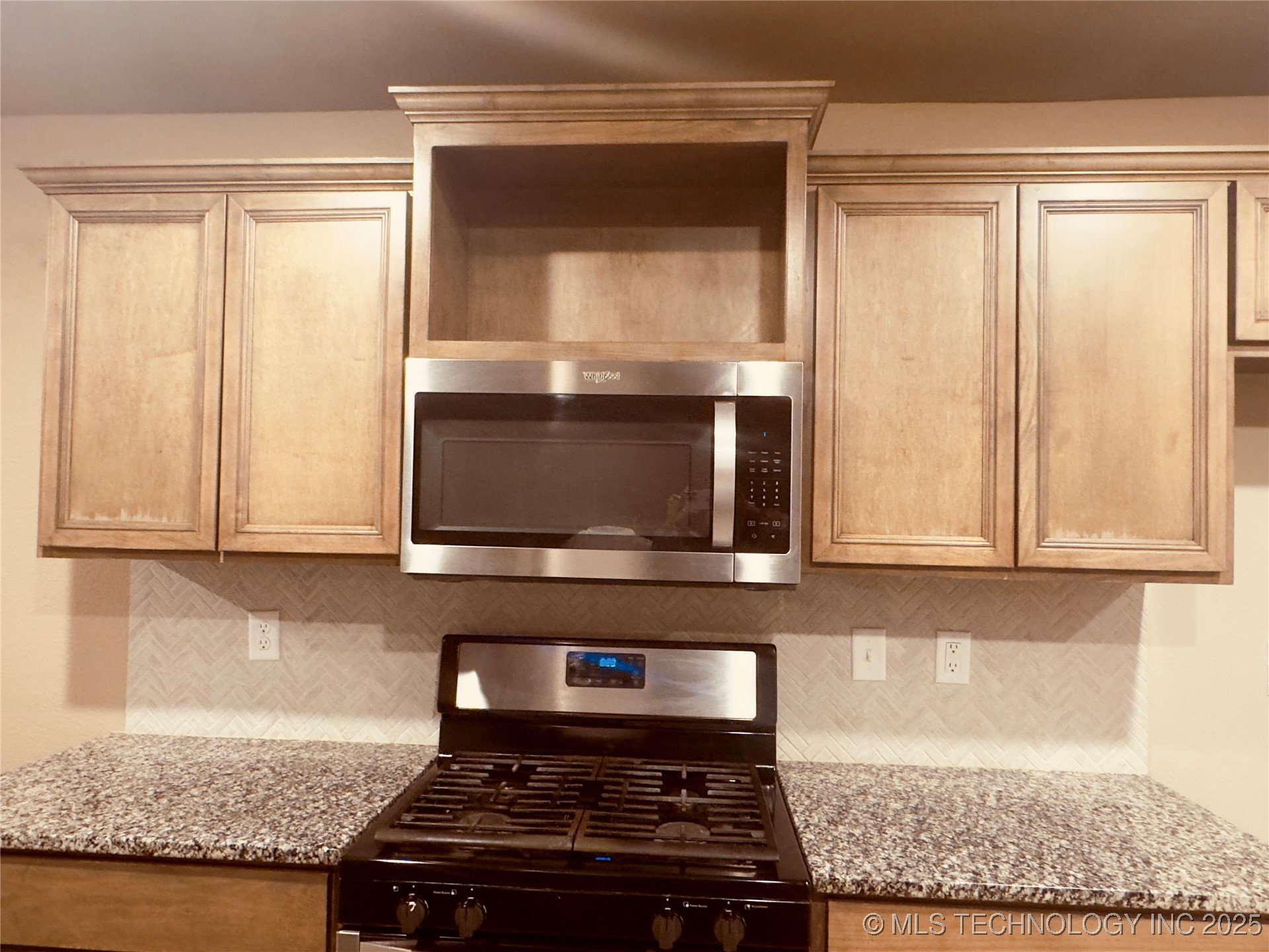 3634 E 143rd Place S Property Photo 7