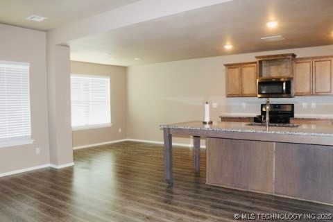 3634 E 143rd Place S Property Photo 9