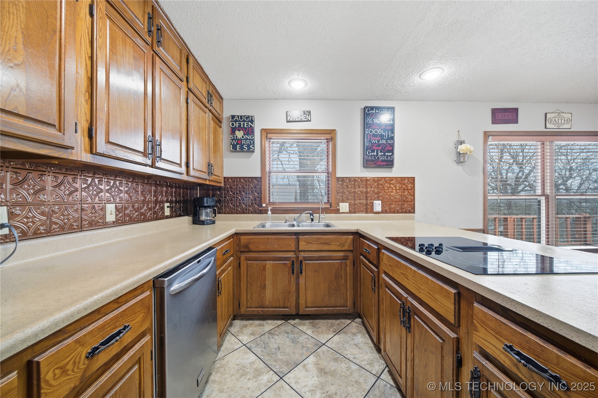 10681 E Fawn Lane Property Photo 13