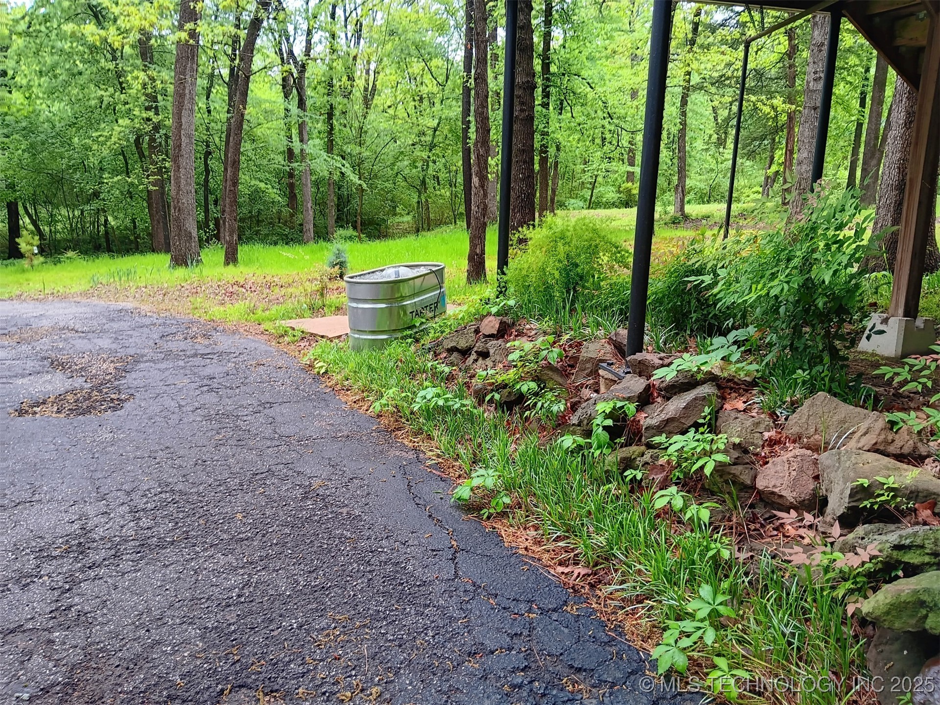 2417 Wilson Street Property Photo 4