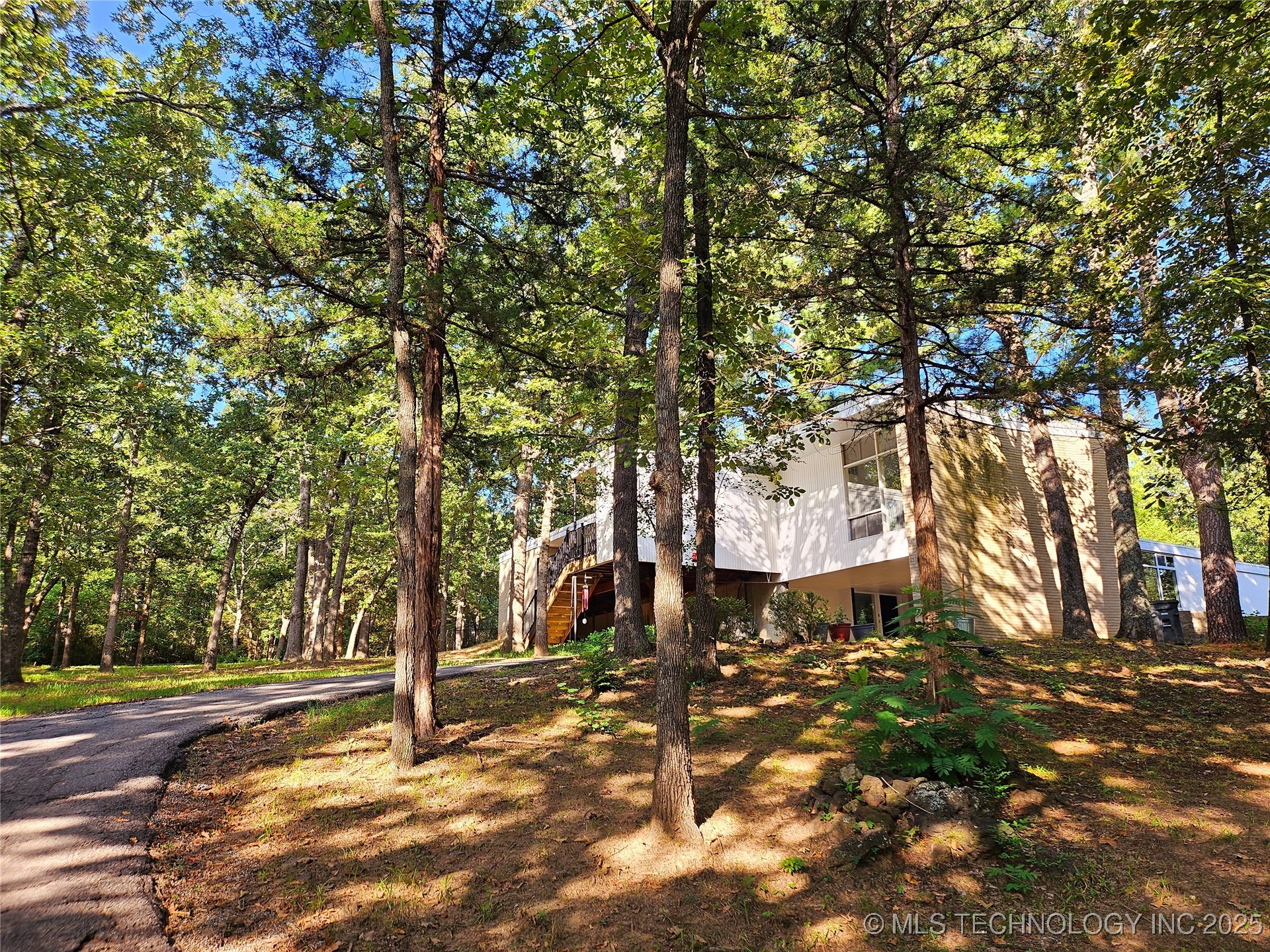 2417 Wilson Street Property Photo 11