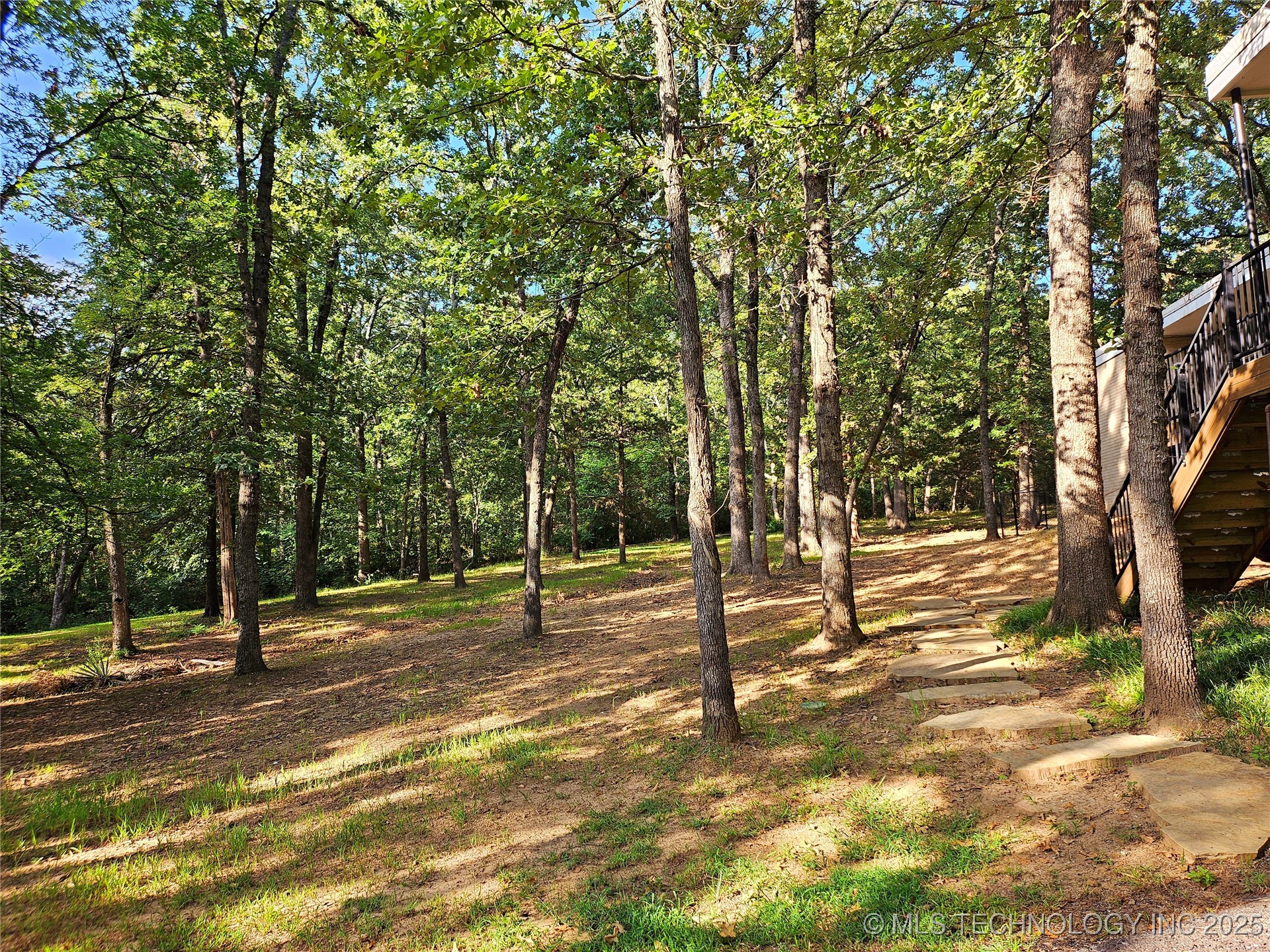 2417 Wilson Street Property Photo 12