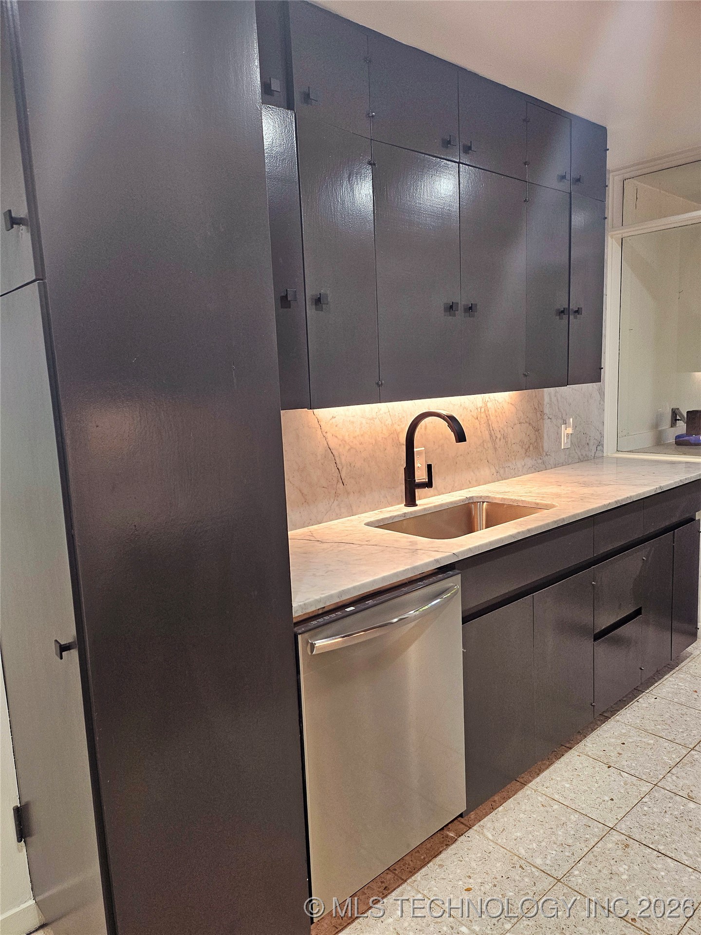 2417 Wilson Street Property Photo 35