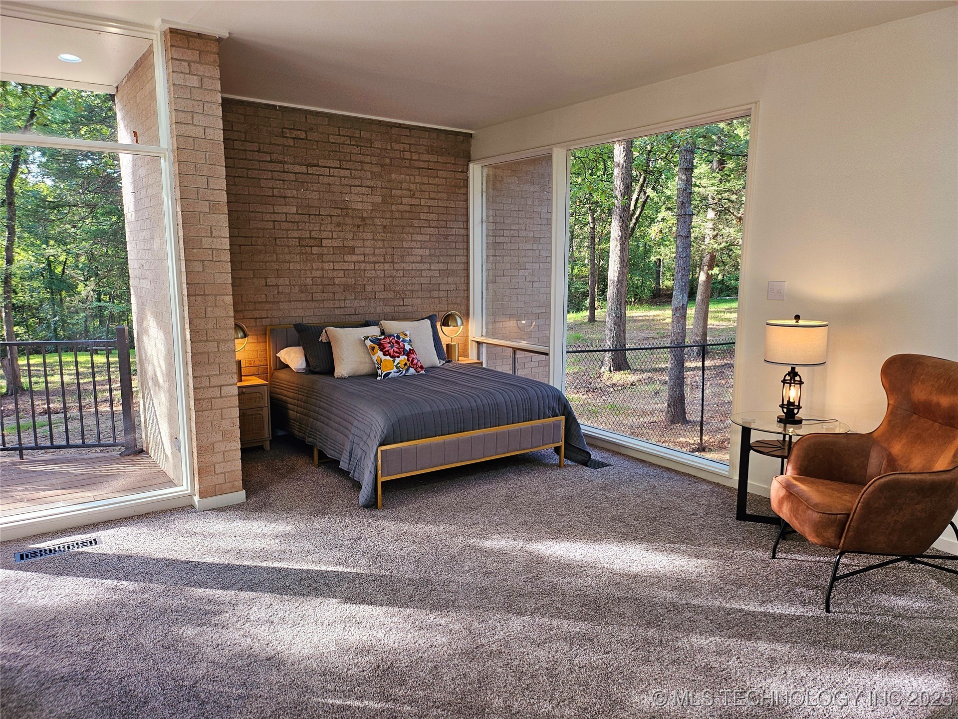 2417 Wilson Street Property Photo 36