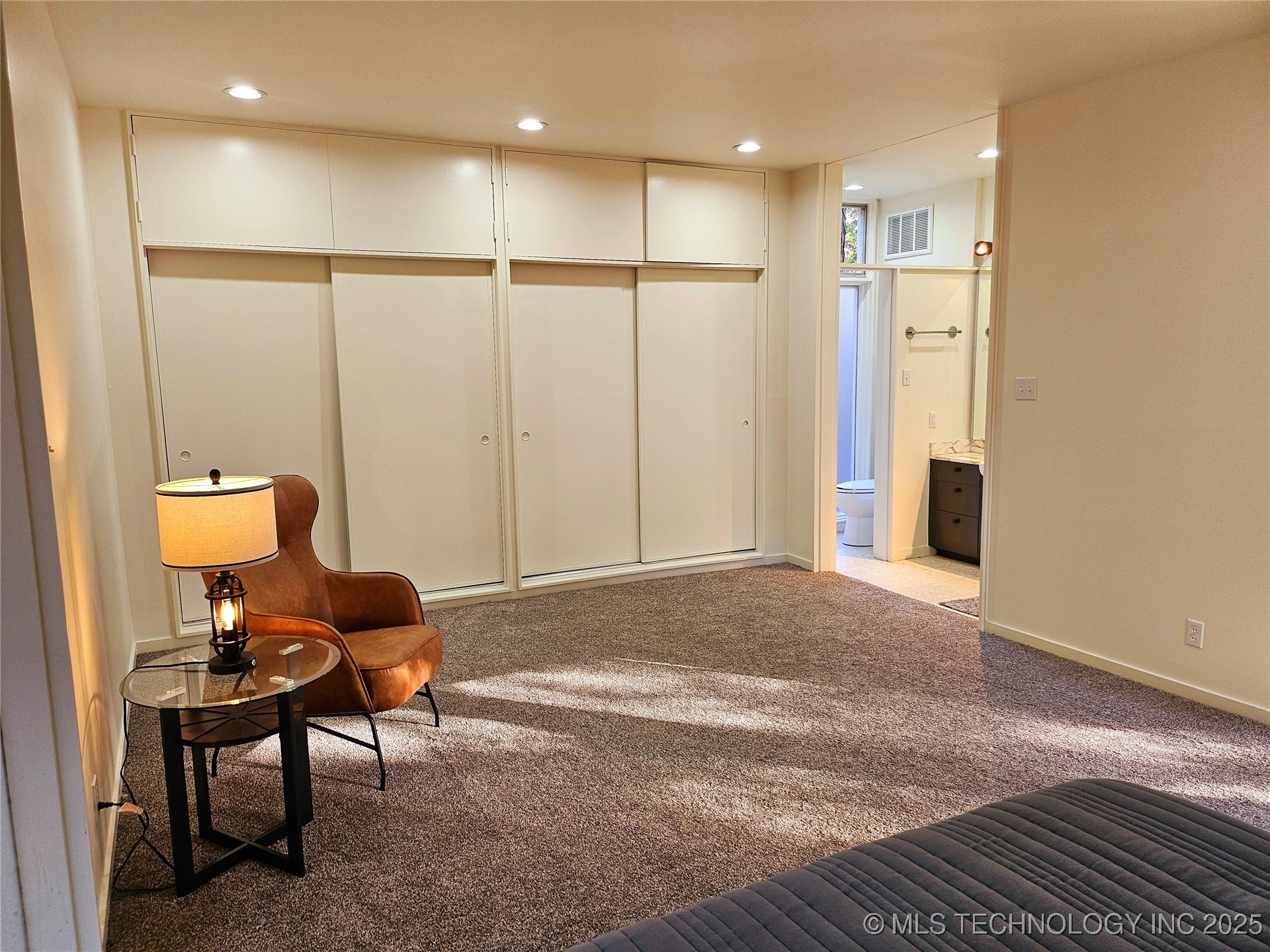 2417 Wilson Street Property Photo 39