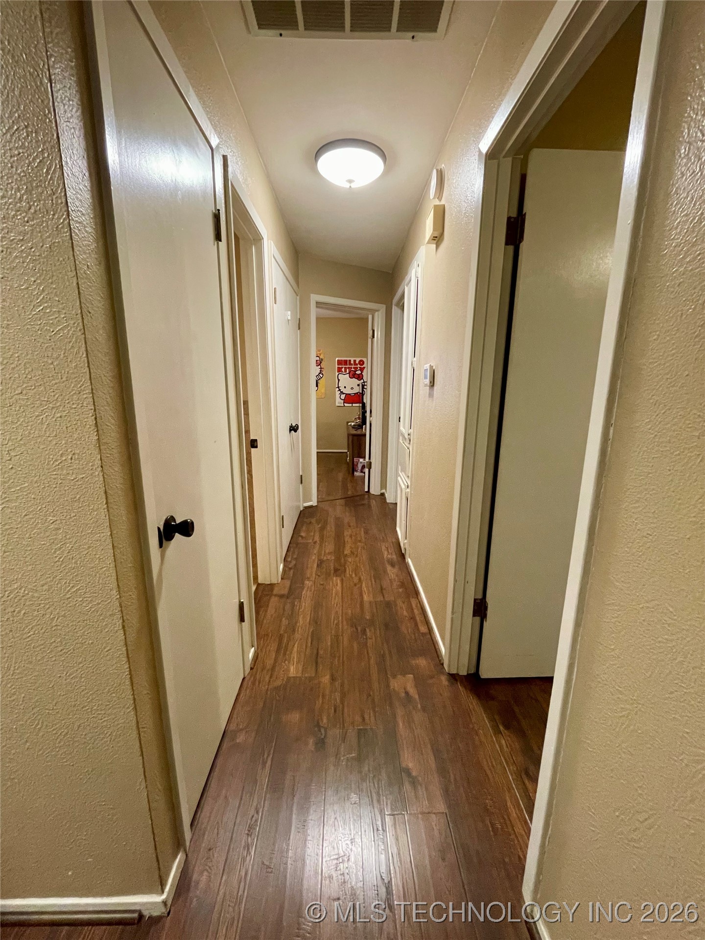 1019 Four Seasons Drive Property Photo 11