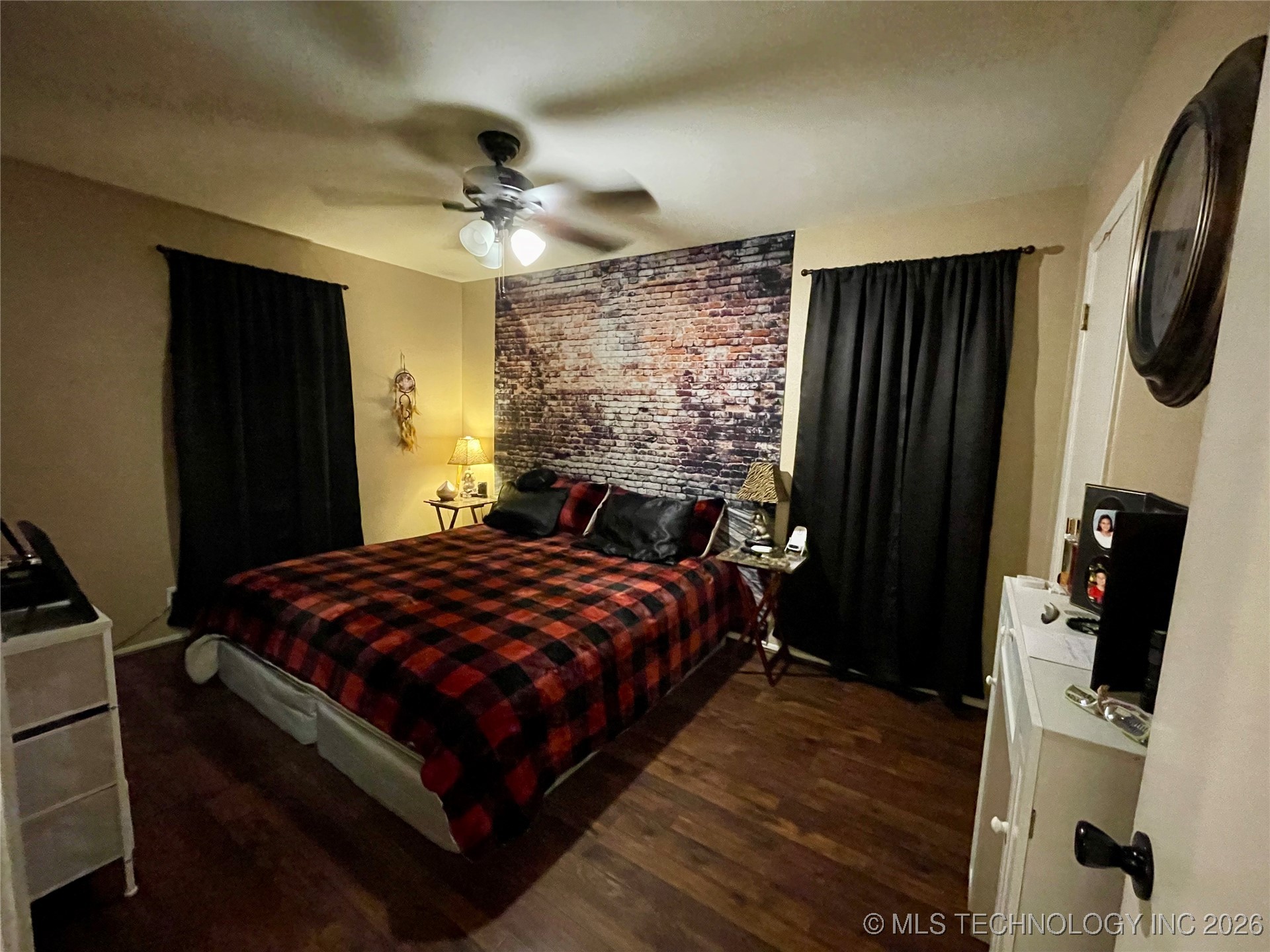 1019 Four Seasons Drive Property Photo 17