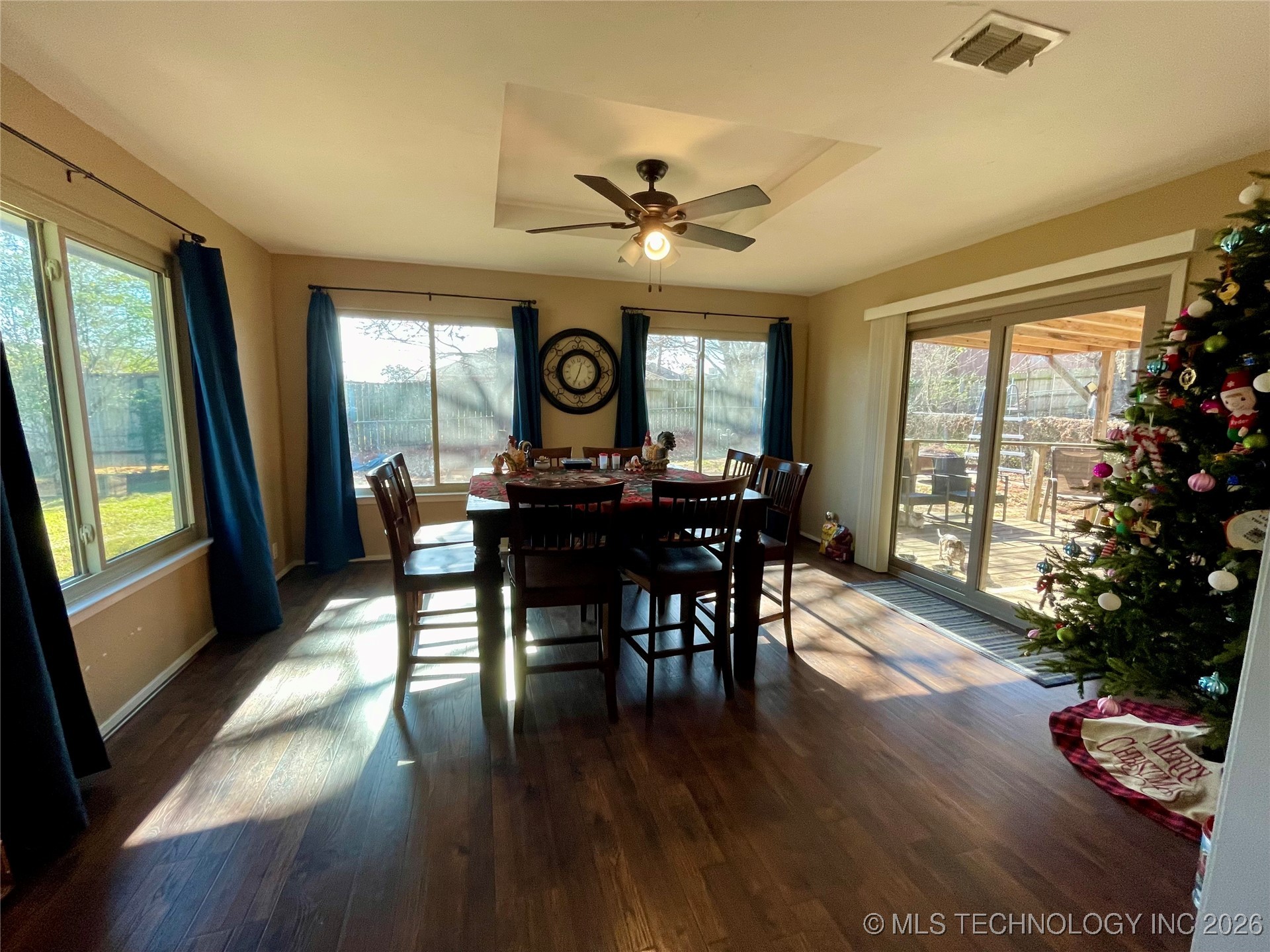 1019 Four Seasons Drive Property Photo 32