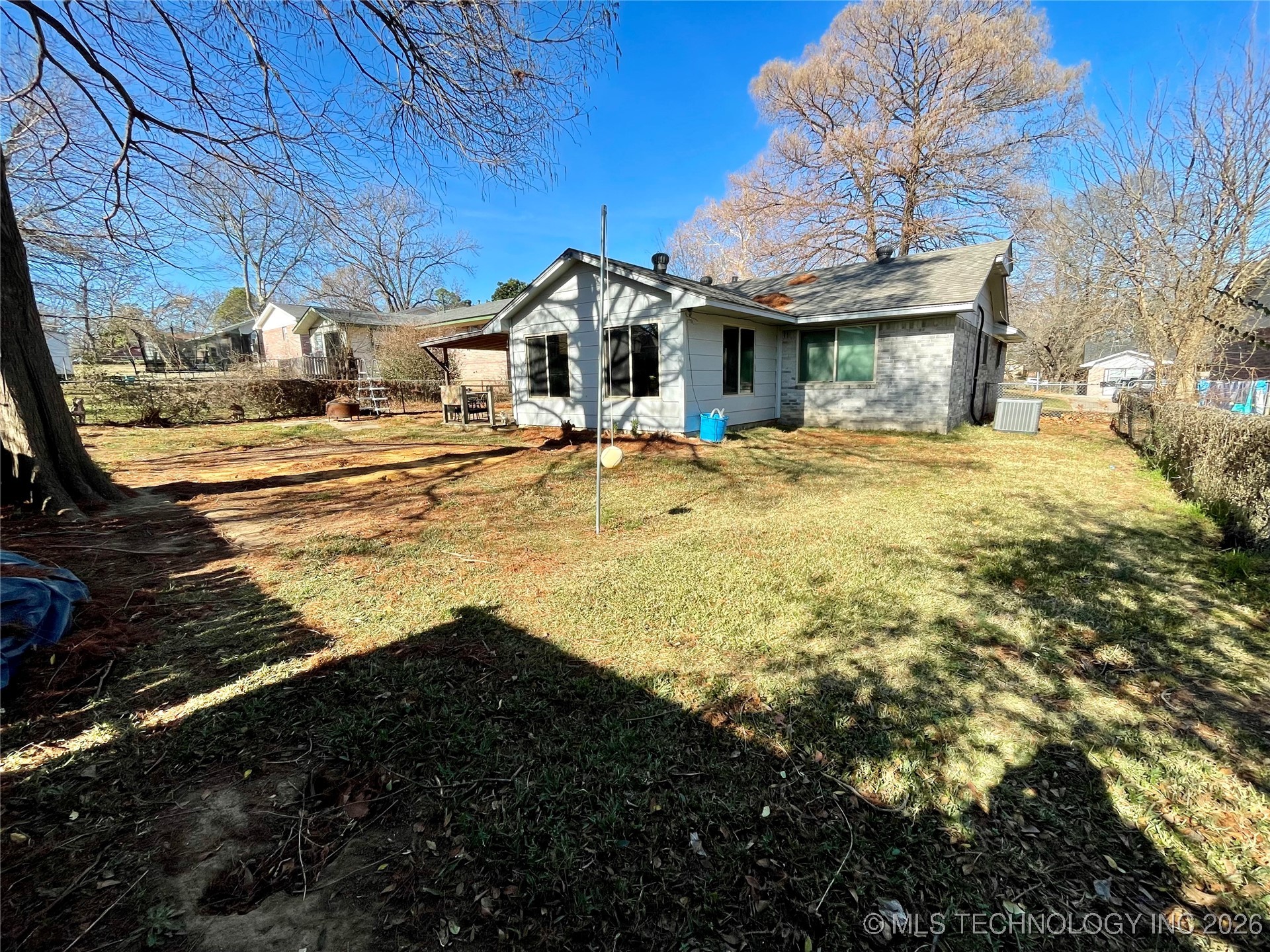 1019 Four Seasons Drive Property Photo 38