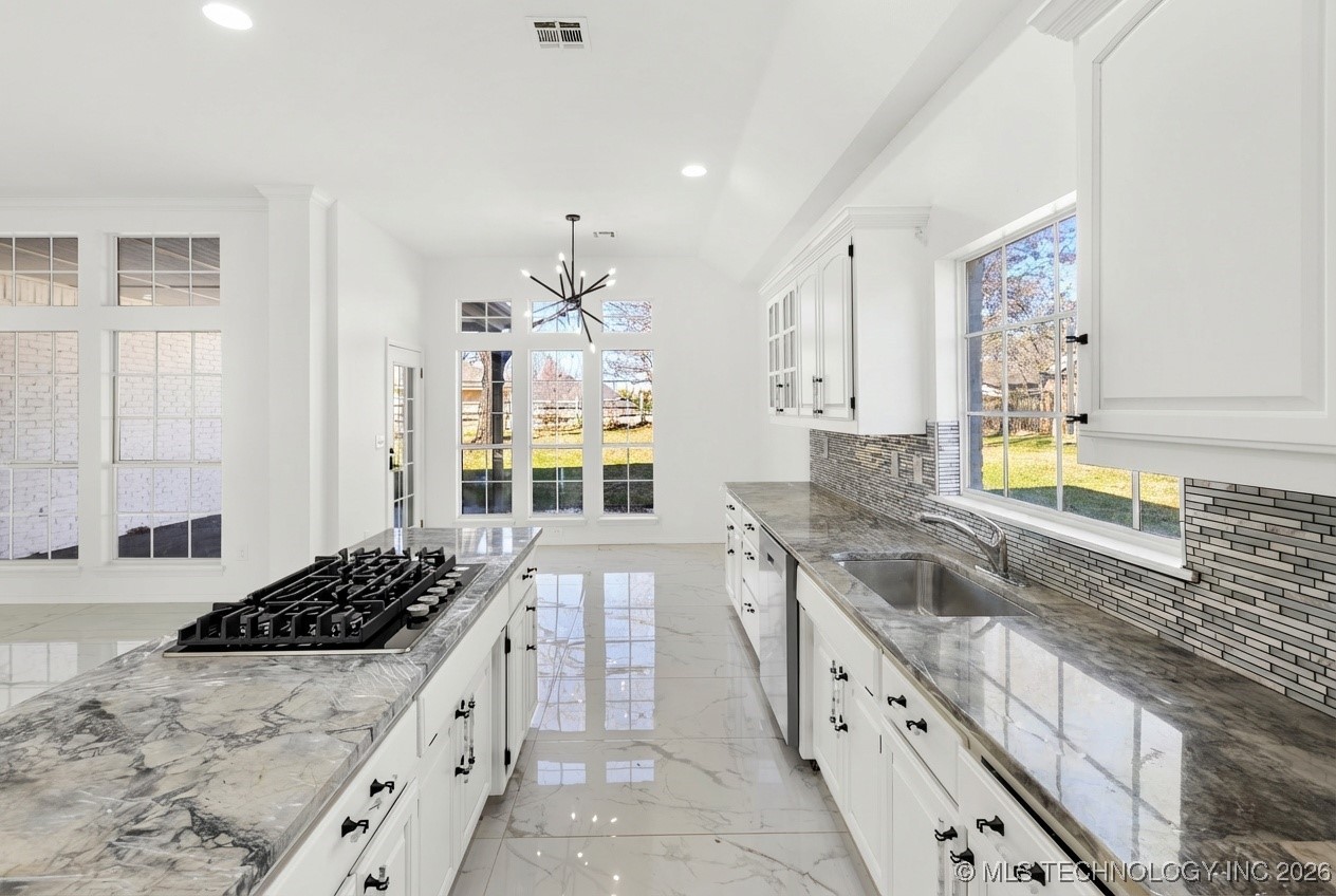 3204 Heritage Drive Property Photo 9