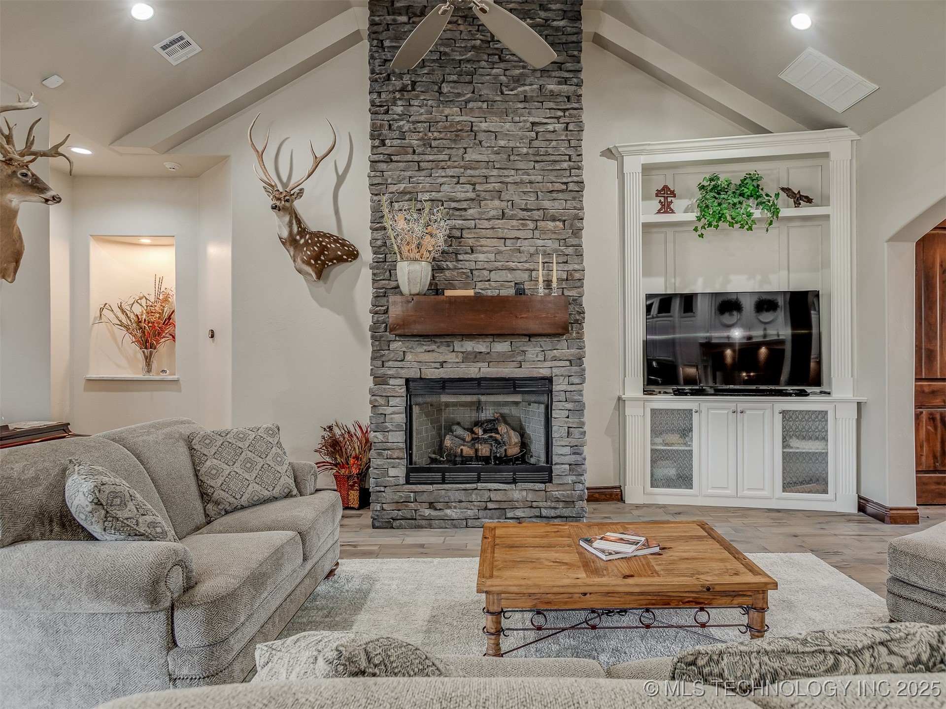 9517 Towry Court Property Photo 7