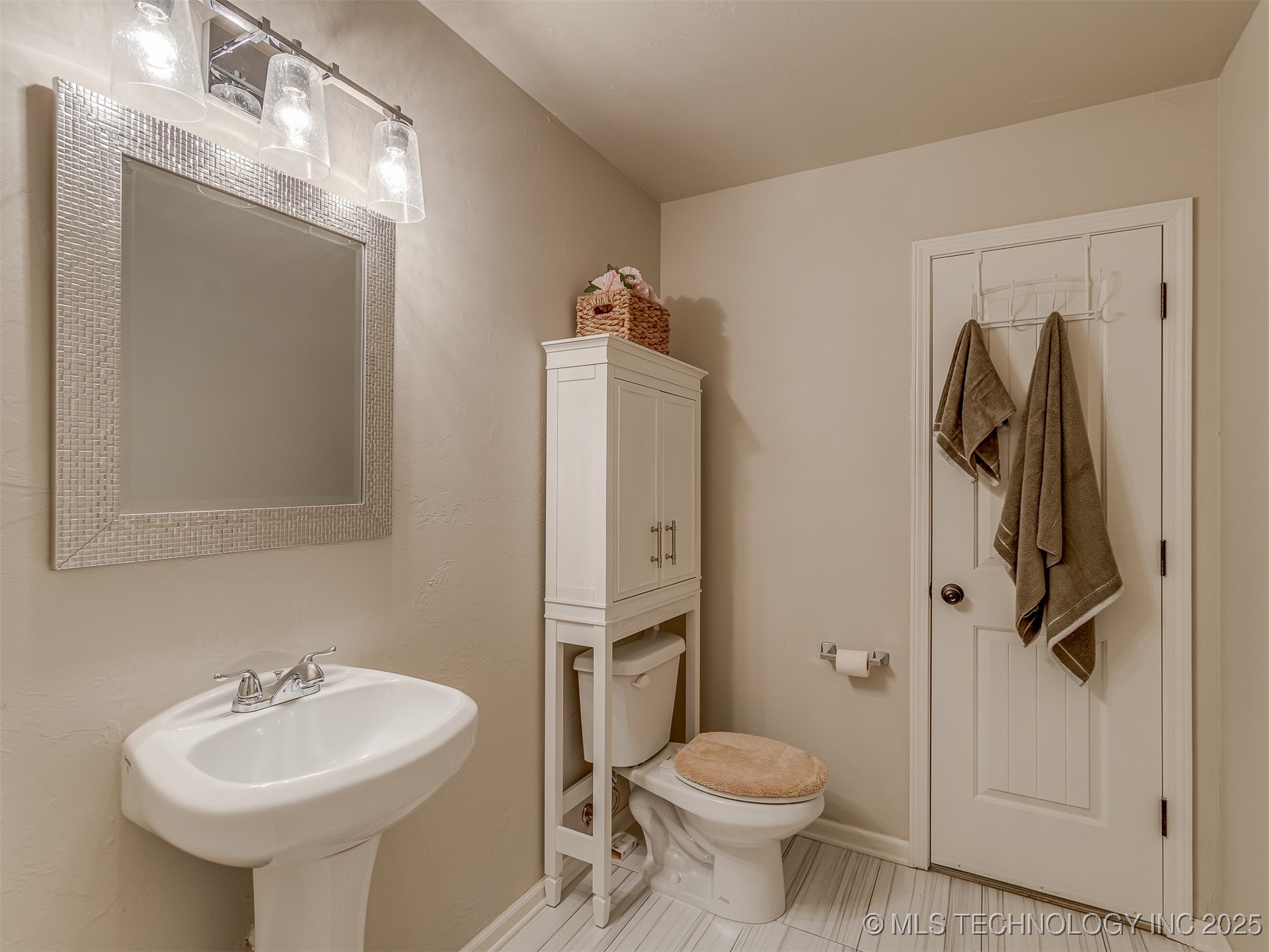 9517 Towry Court Property Photo 51