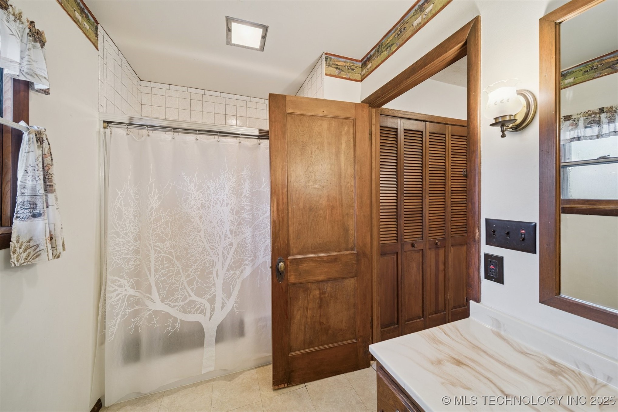 19808 S 4120 Road Property Photo 33