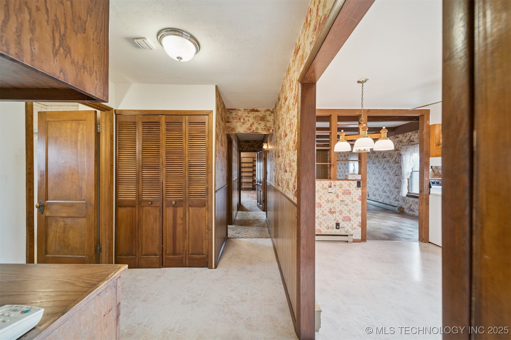 19808 S 4120 Road Property Photo 34