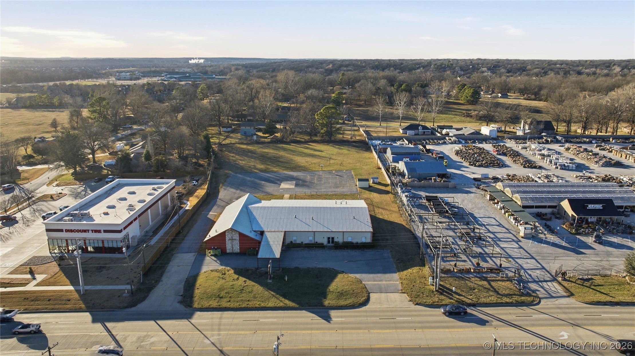 11710 S Memorial Drive Property Photo 15