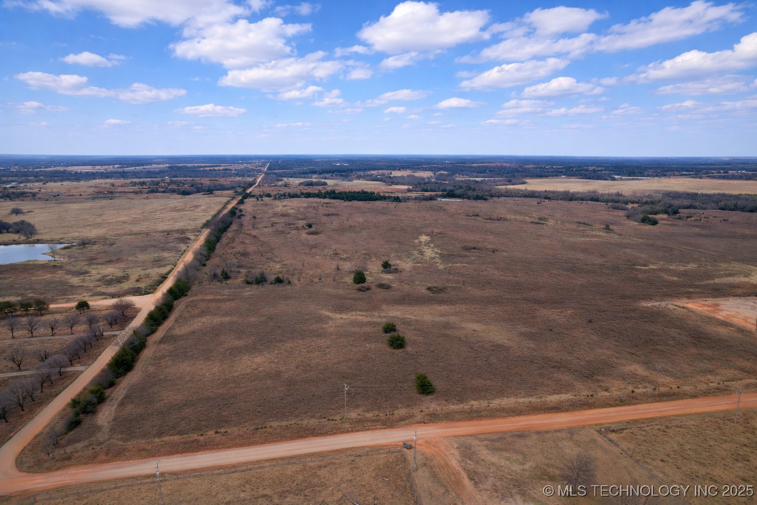 0001 0780 Property Photo 2