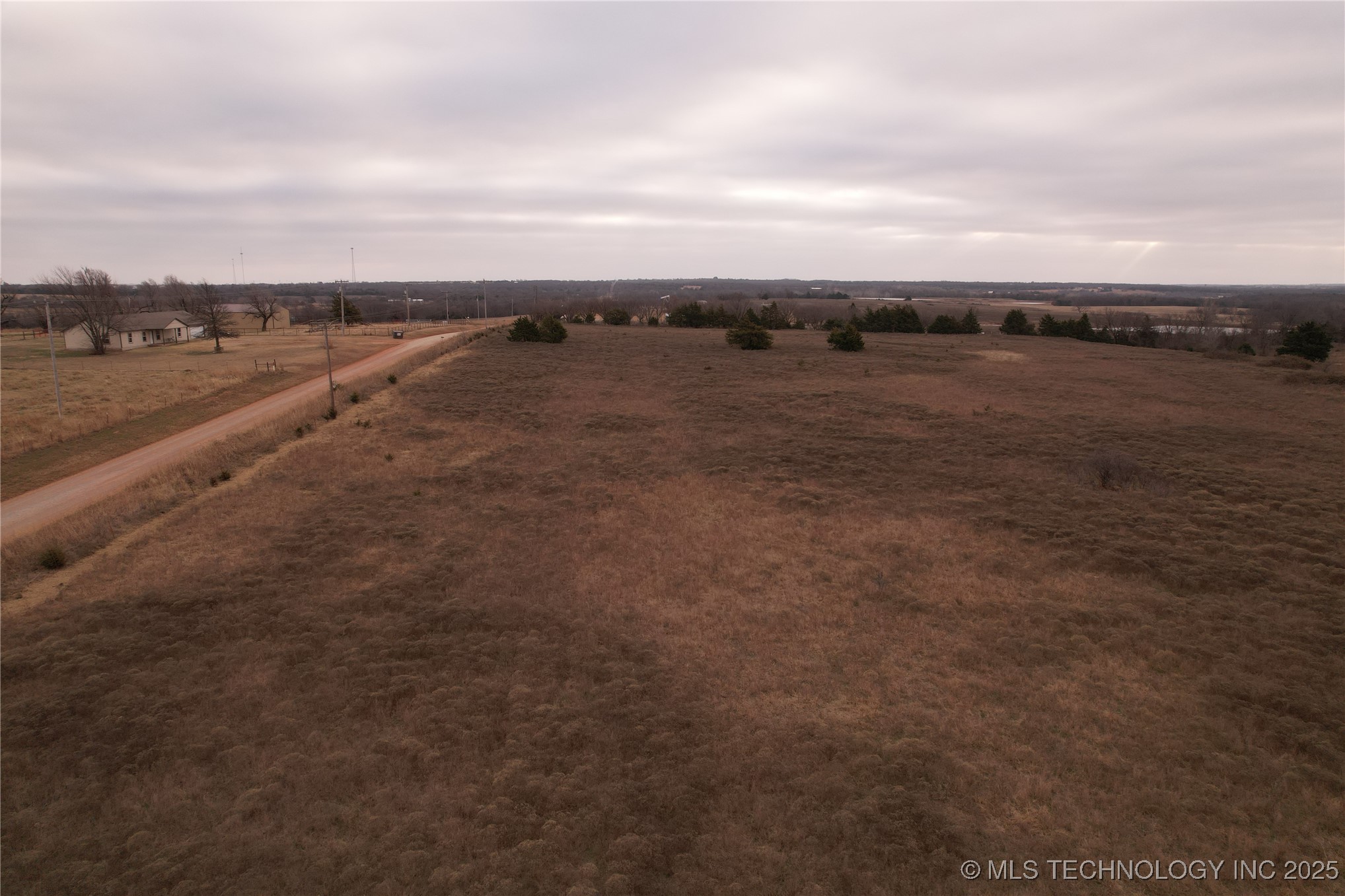 0001 0780 Property Photo 41