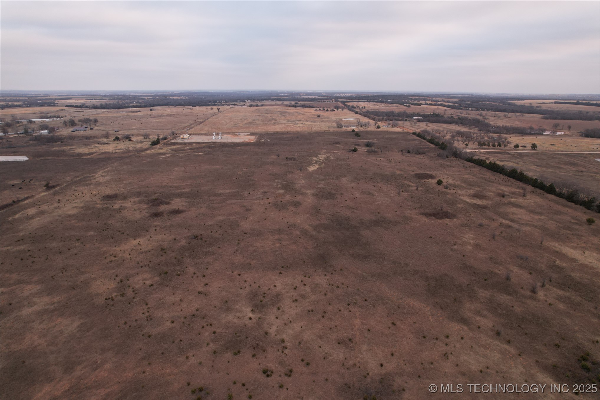 0001 0780 Property Photo 42