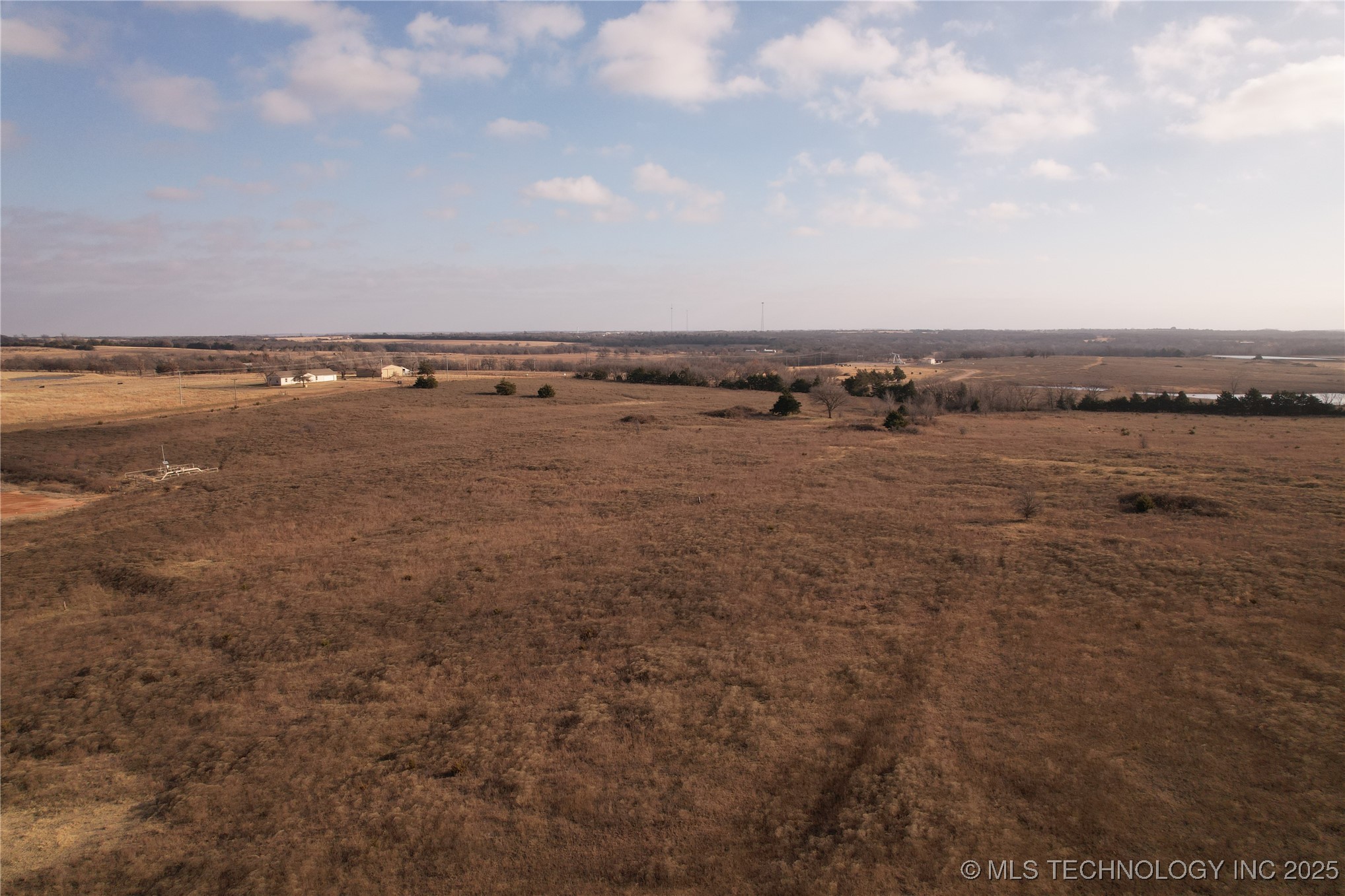 0001 0780 Property Photo 48