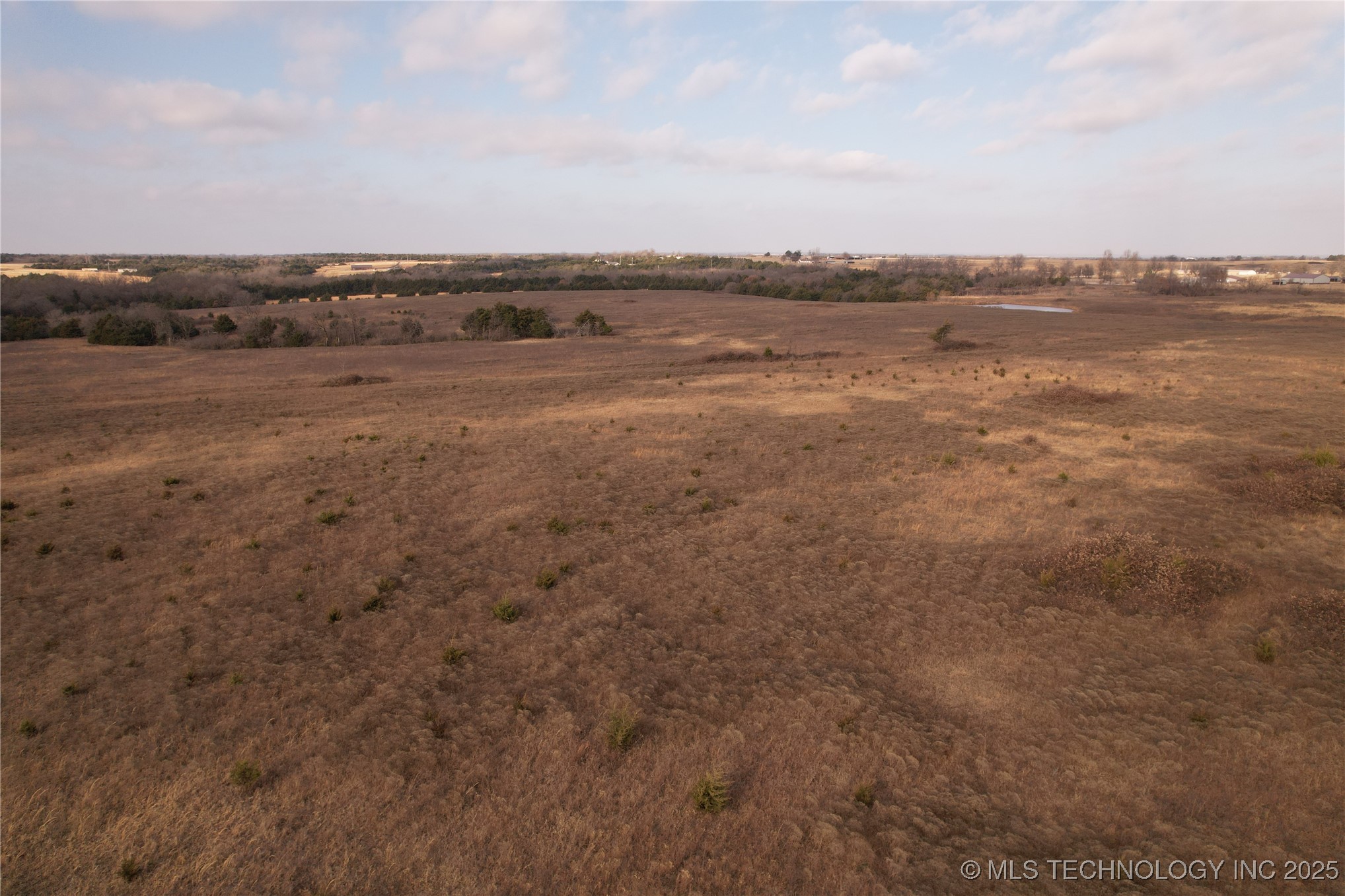 0001 0780 Property Photo 60