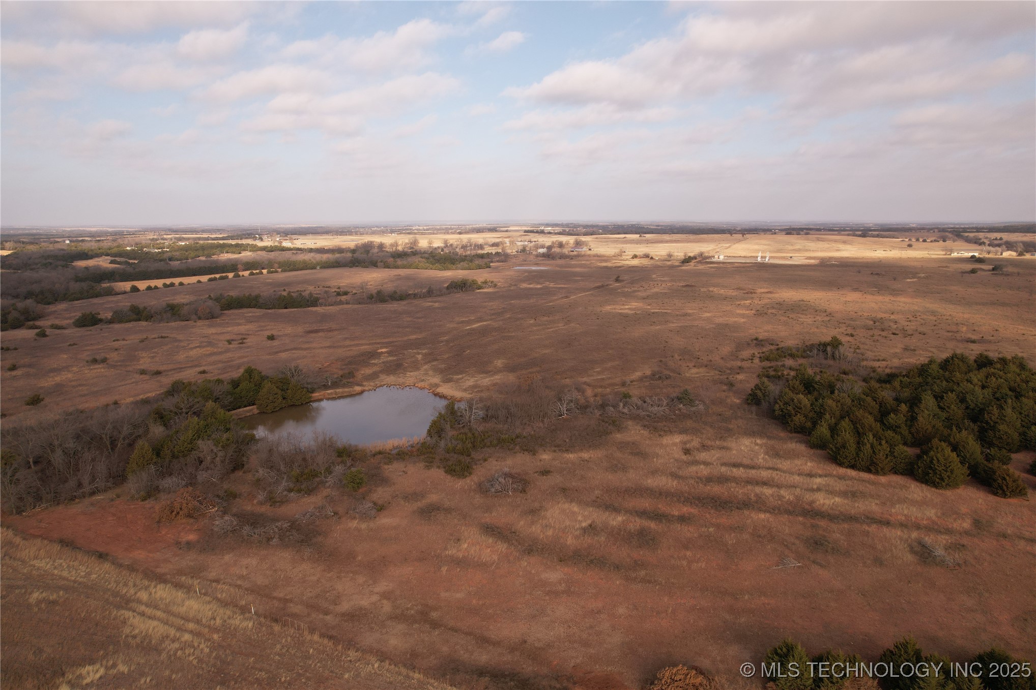 0001 0780 Property Photo 75