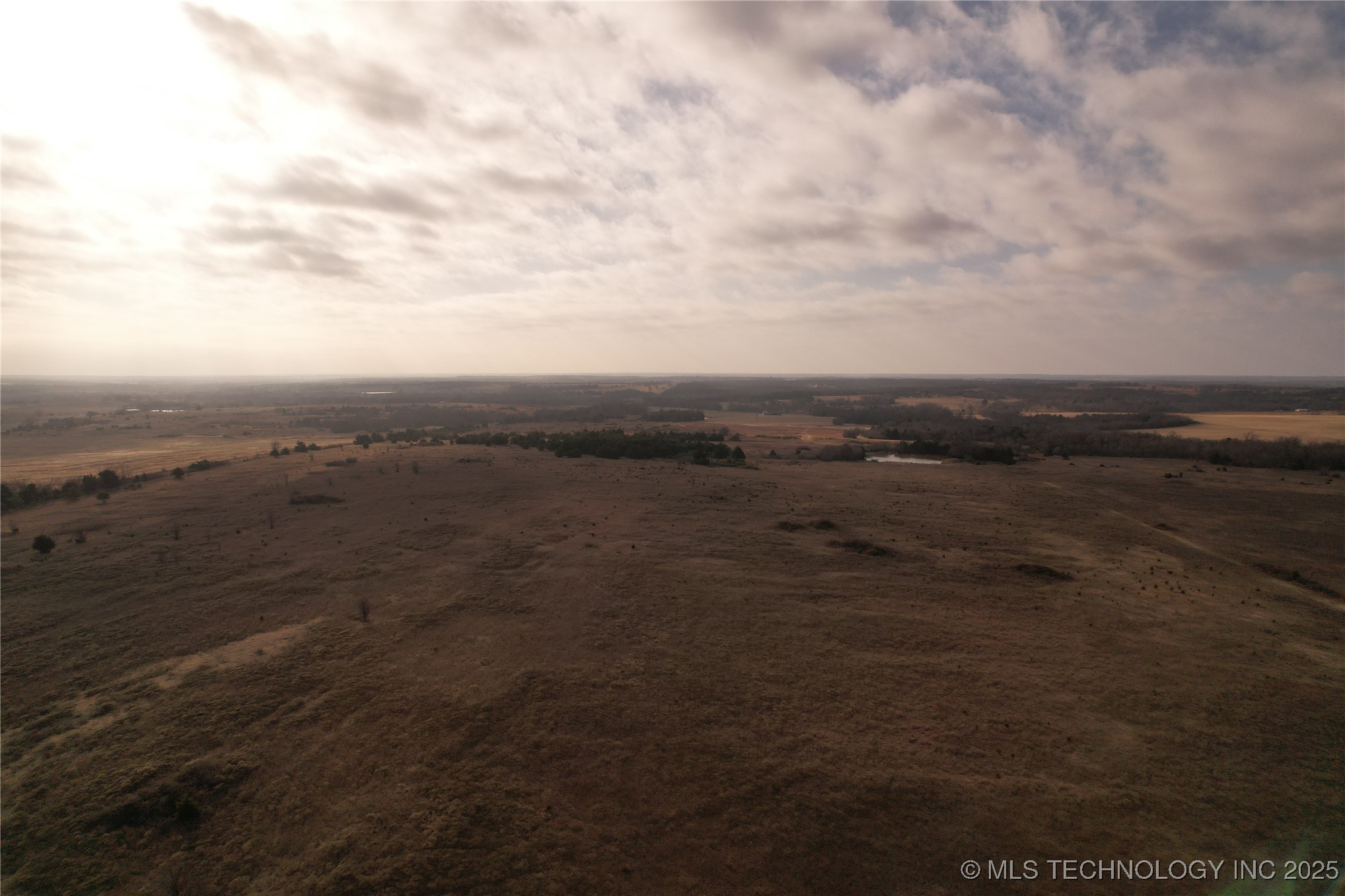 0001 0780 Property Photo 79