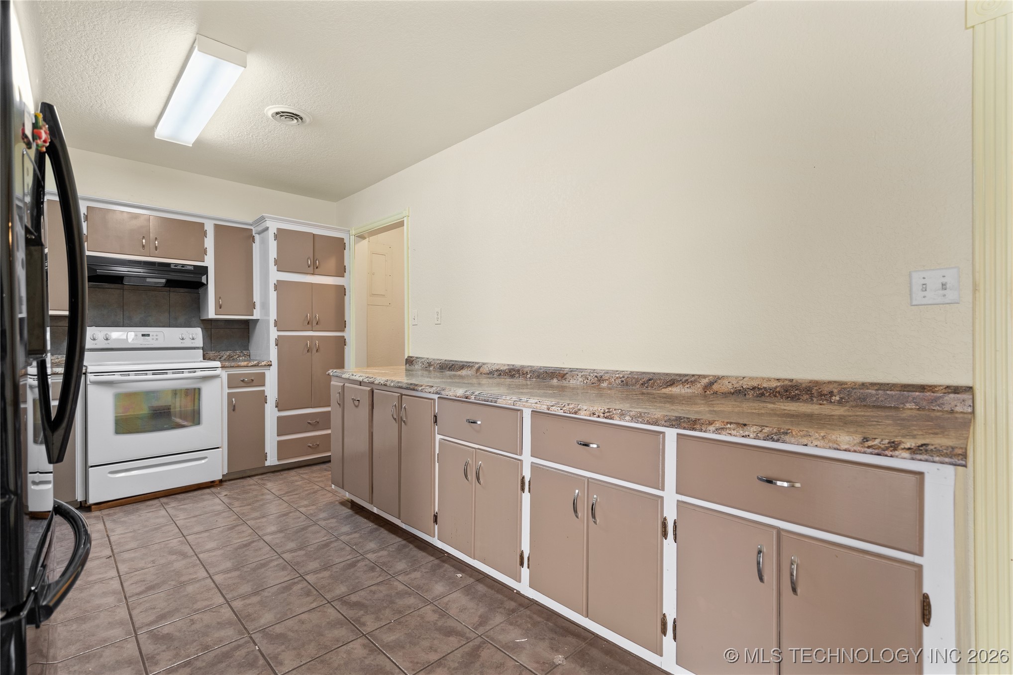 43 Laurel Street Property Photo 11