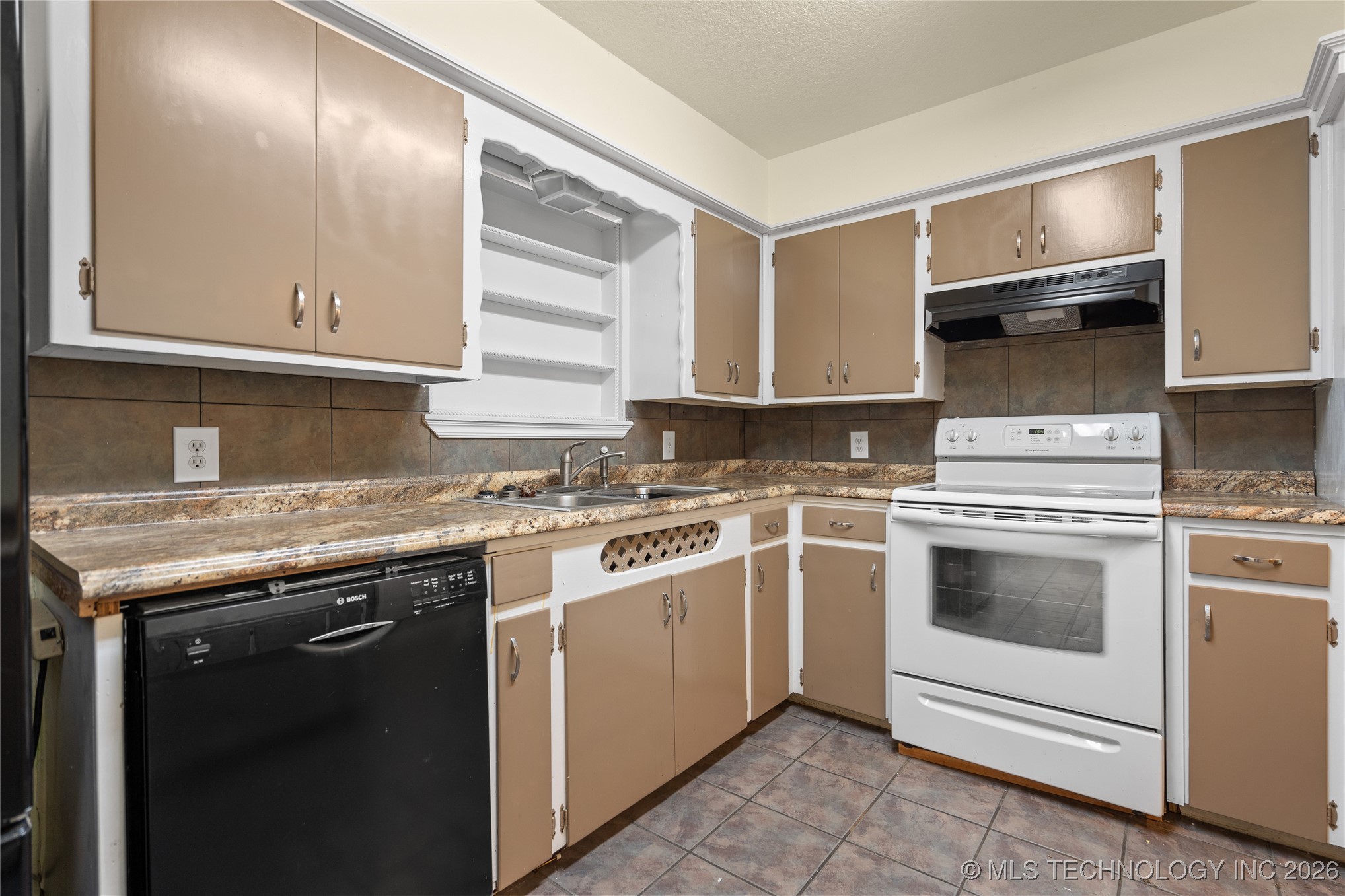 43 Laurel Street Property Photo 12