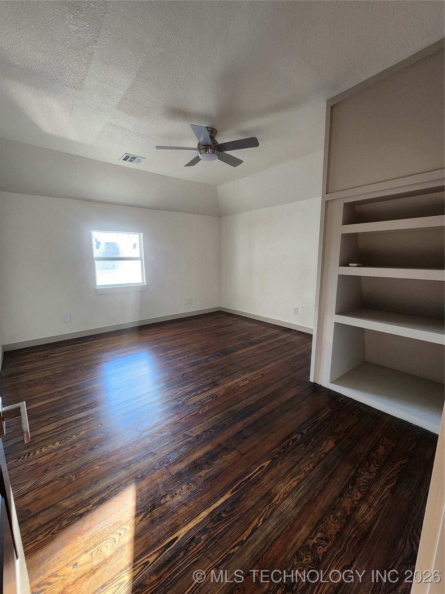 121 S Brown Street Property Photo 16