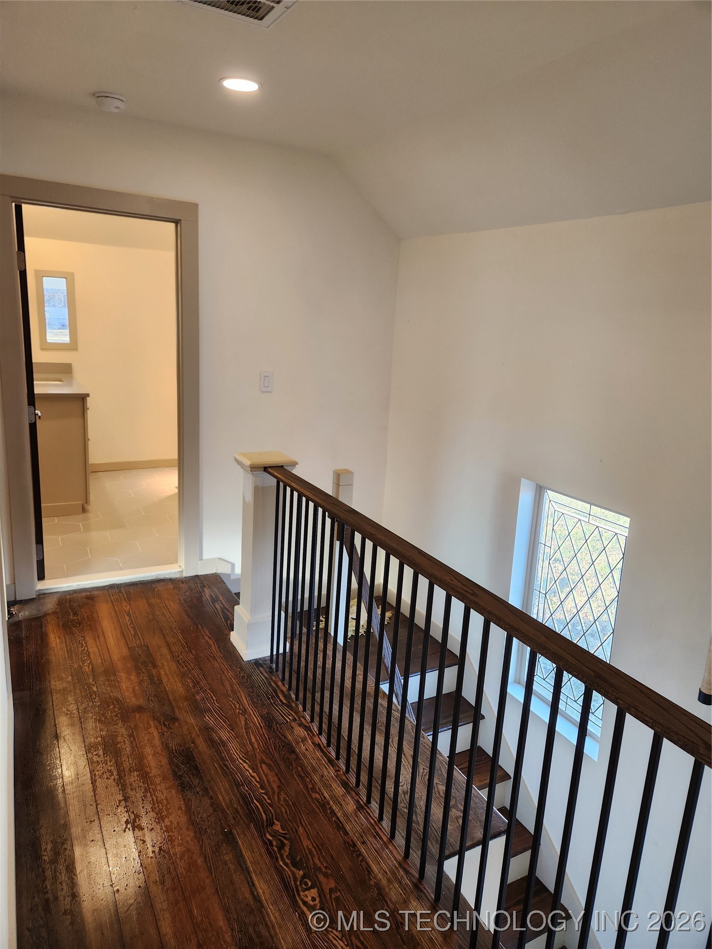 121 S Brown Street Property Photo 23