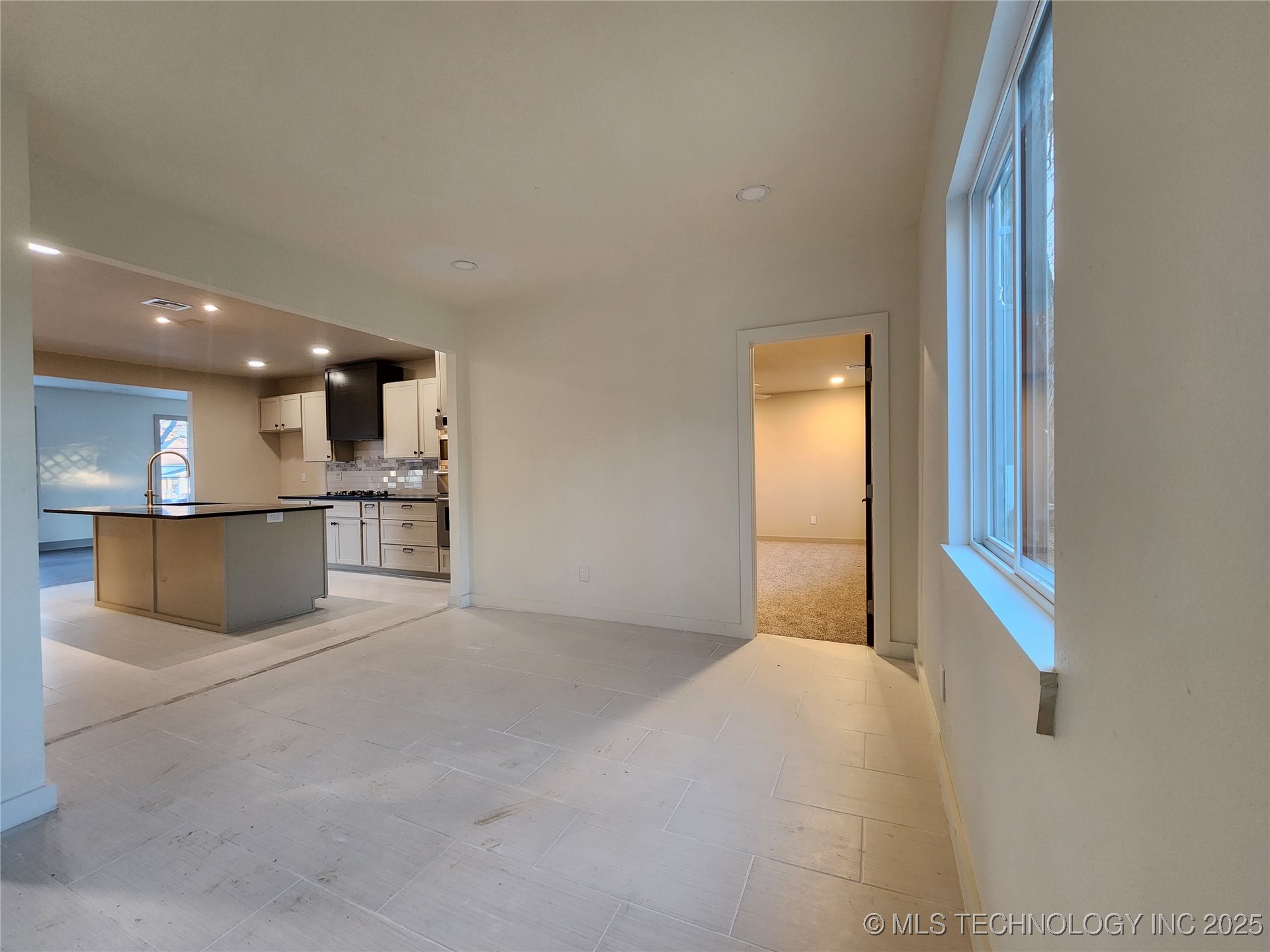 121 S Brown Street Property Photo 27