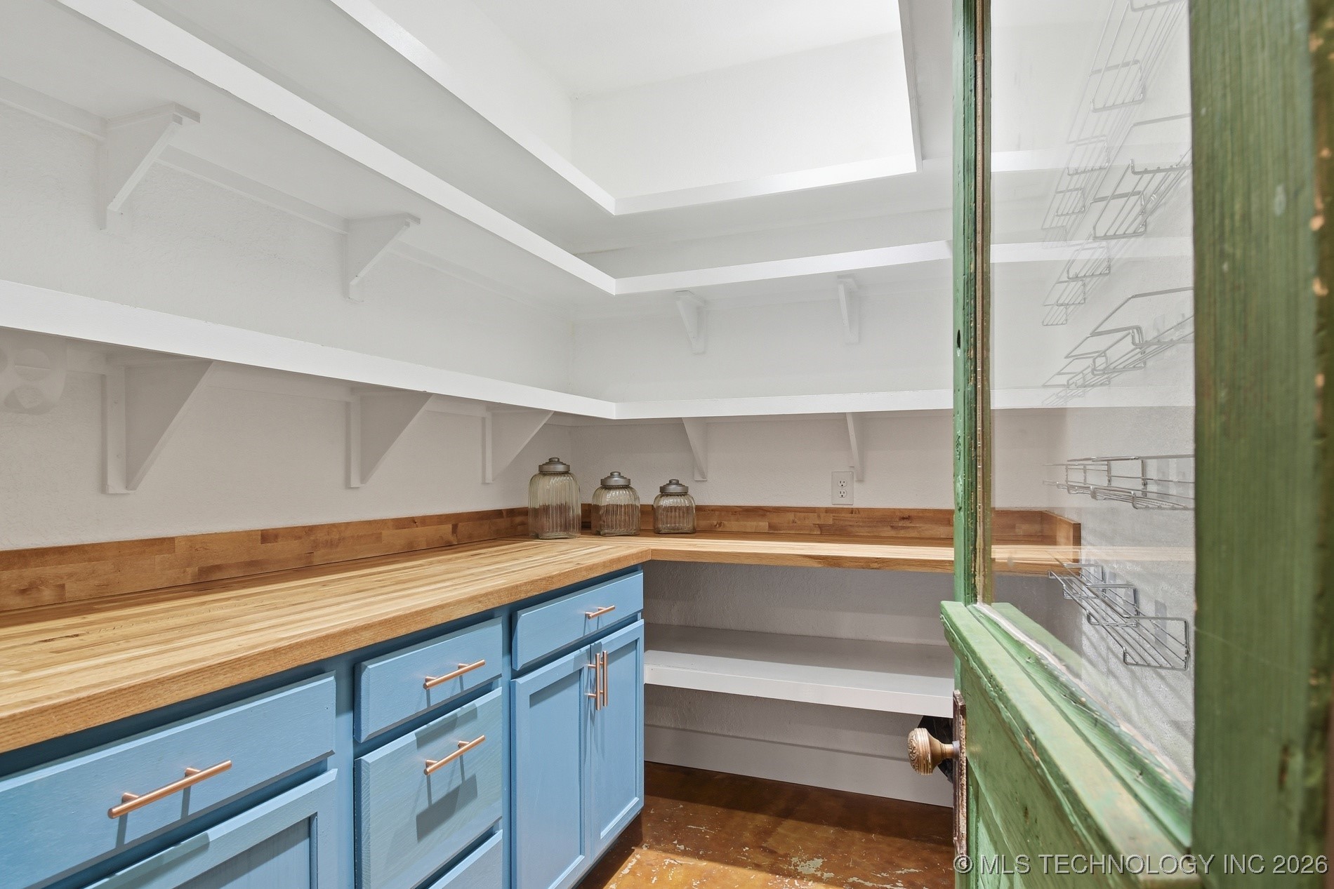 16698 S 433rd West Avenue Property Photo 13